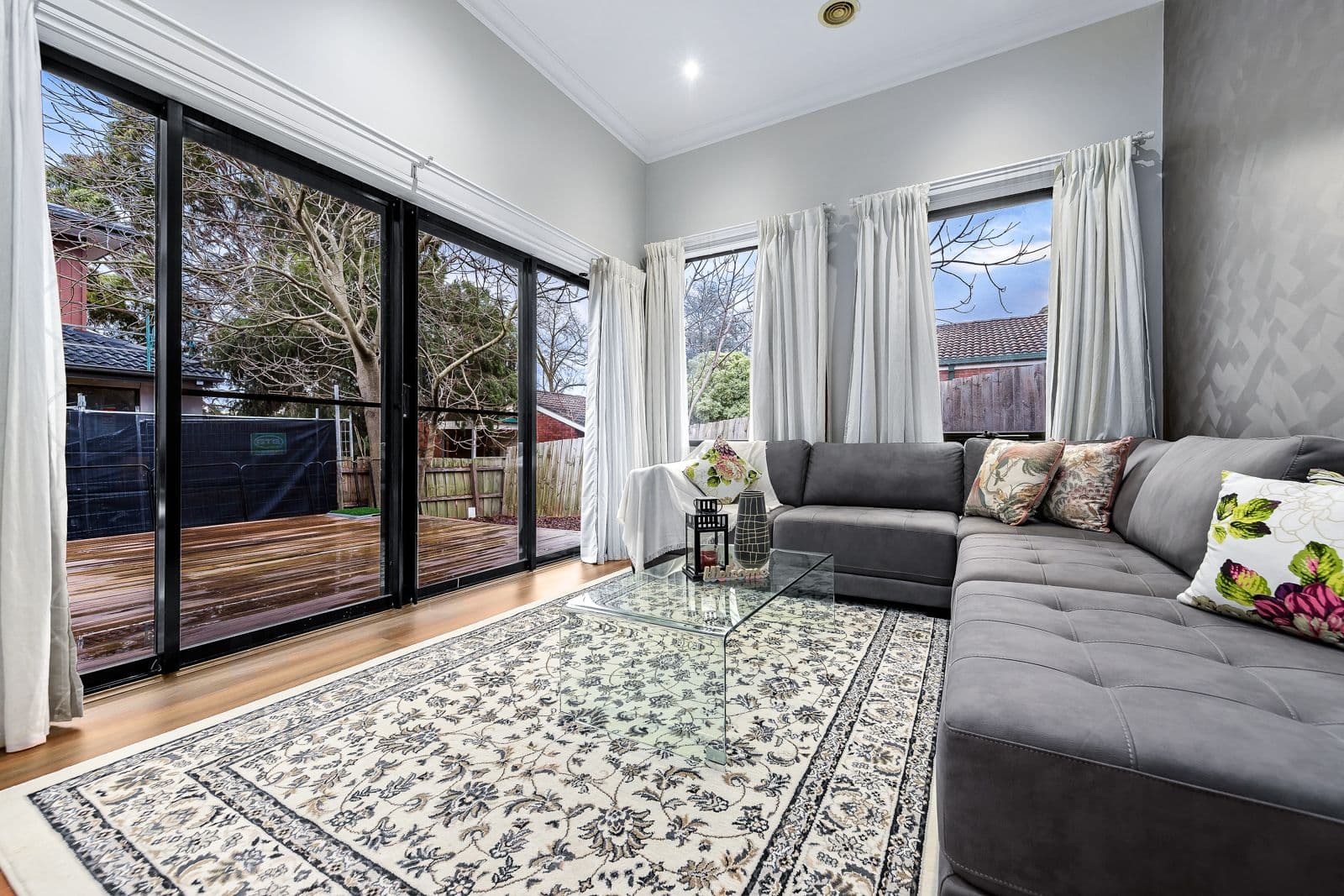 214 Stephensons Road, Mount Waverley VIC 3149, Mount Waverley - Thumbnail 2