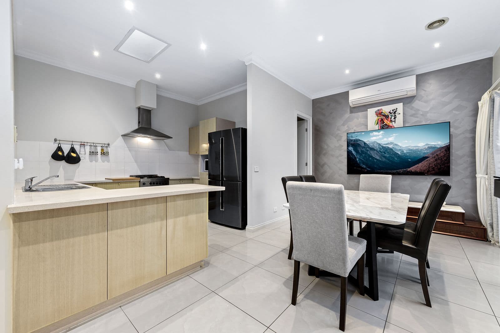 214 Stephensons Road, Mount Waverley VIC 3149, Mount Waverley - Thumbnail 5