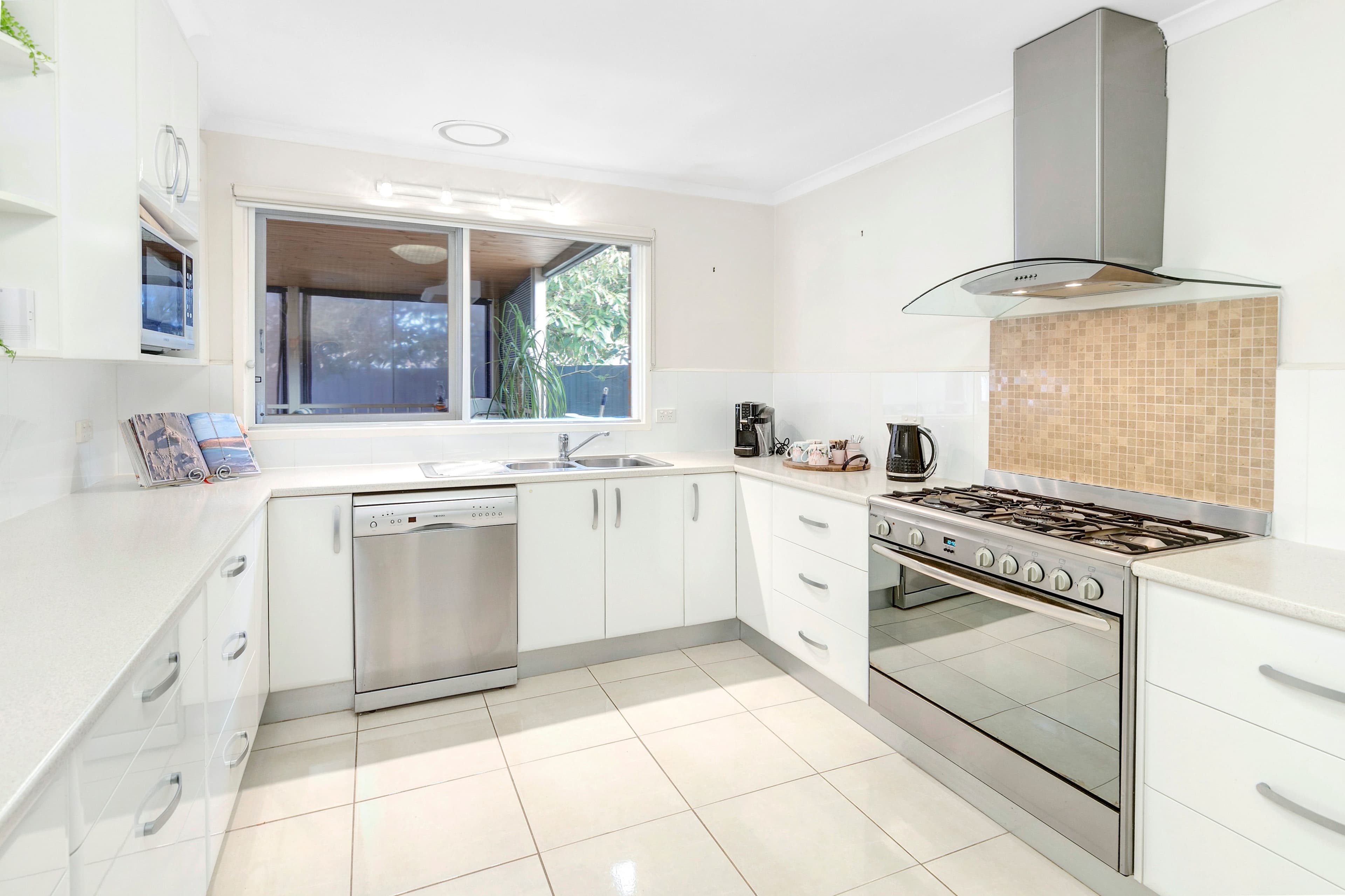 2-4 Carramar Court, Rosebud VIC 3939, Rosebud - Thumbnail 6
