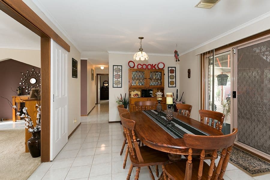 11 Pascoe Court, MELTON WEST VIC 3337, Melton West - Thumbnail 3