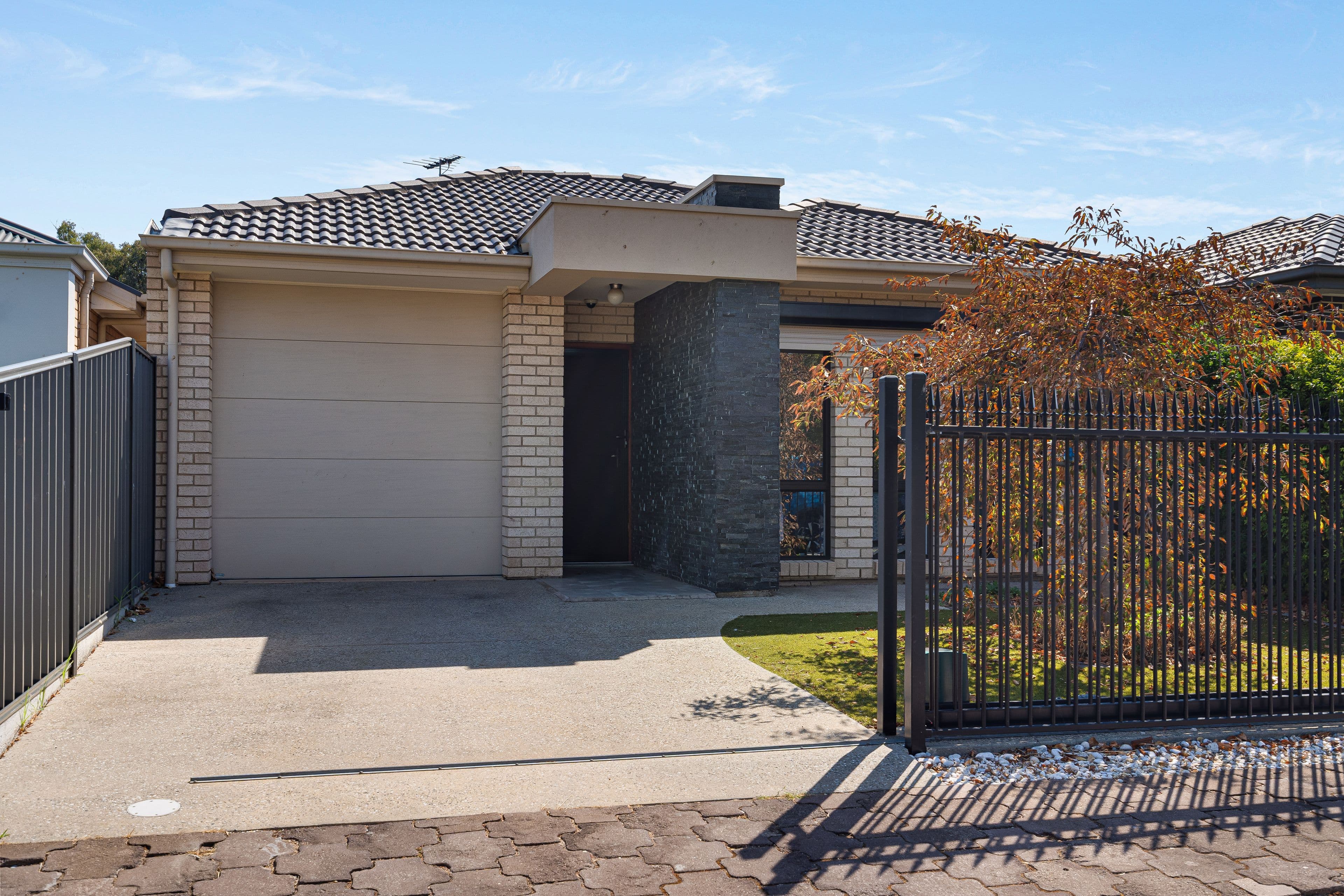 52 Folland Avenue, Northfield SA 5085, Northfield - Thumbnail 2