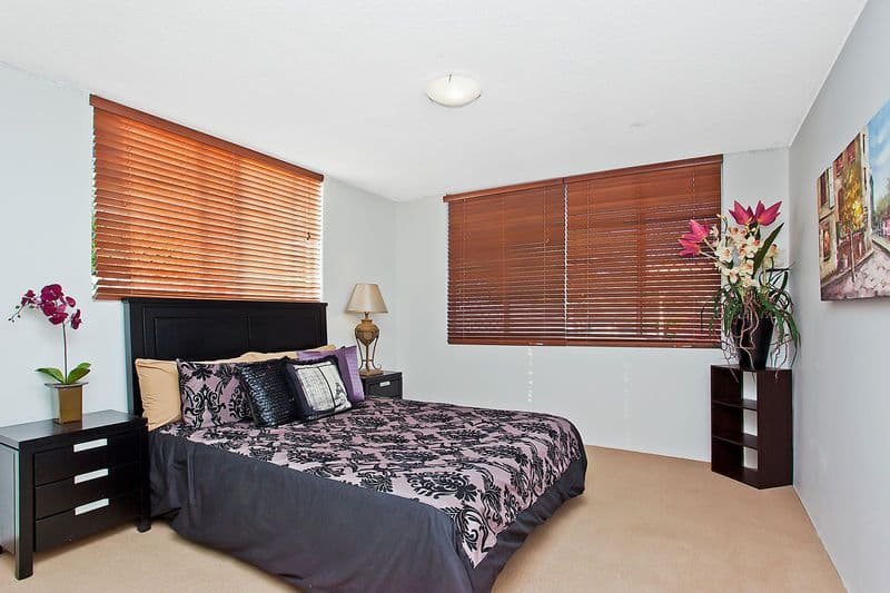 4 'Warrego Lodge' 22 Mary Avenue, BROADBEACH QLD 4218, Broadbeach - Thumbnail 3