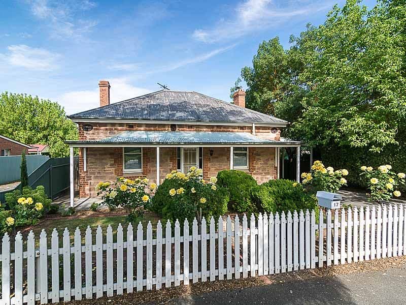 17 Albert Road, Mount Barker SA 5251, Mount Barker - Image 1