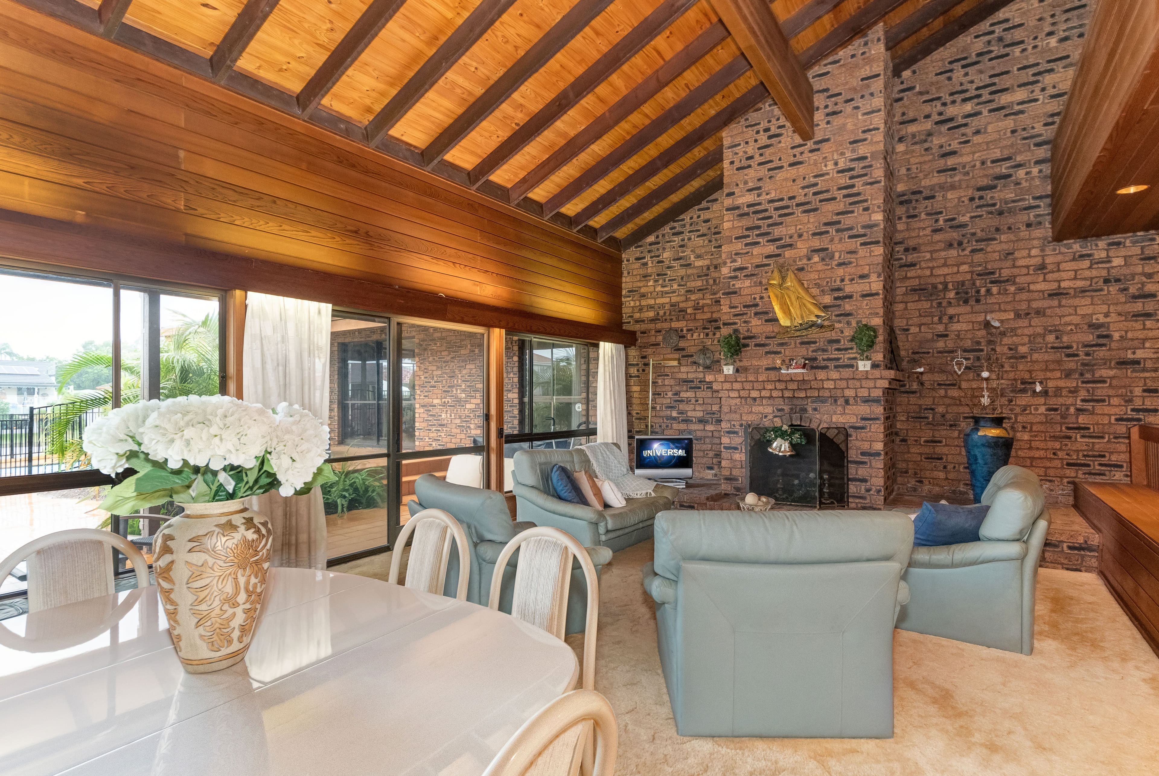 2 Donegal Crescent, Sorrento QLD 4217, Sorrento - Thumbnail 8