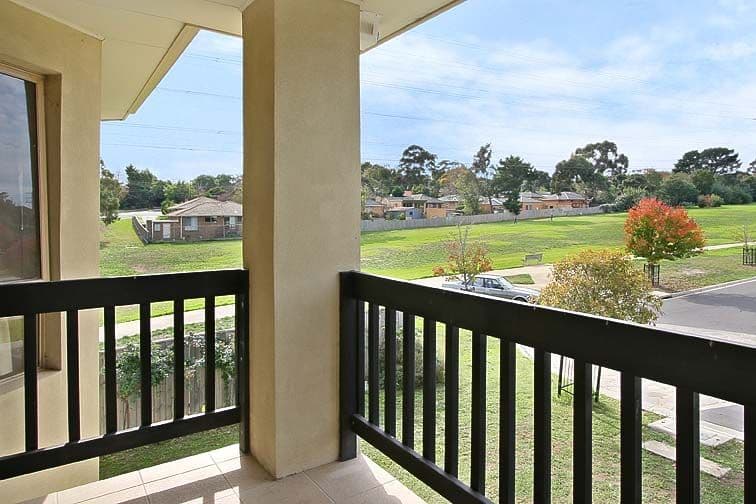 15  Montvale Mews, MOUNT WAVERLEY VIC 3149, Mount Waverley - Thumbnail 8