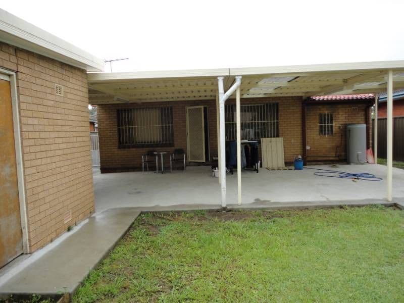 16 Rosemont Avenue, SMITHFIELD NSW 2164, Smithfield - Thumbnail 7