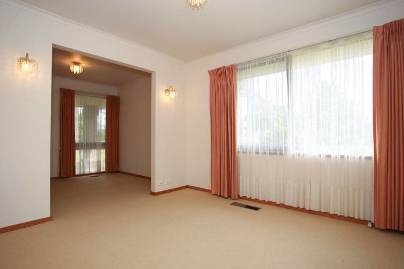 2 Huntingfield Drive, DONCASTER EAST VIC 3109, Doncaster East - Thumbnail 5