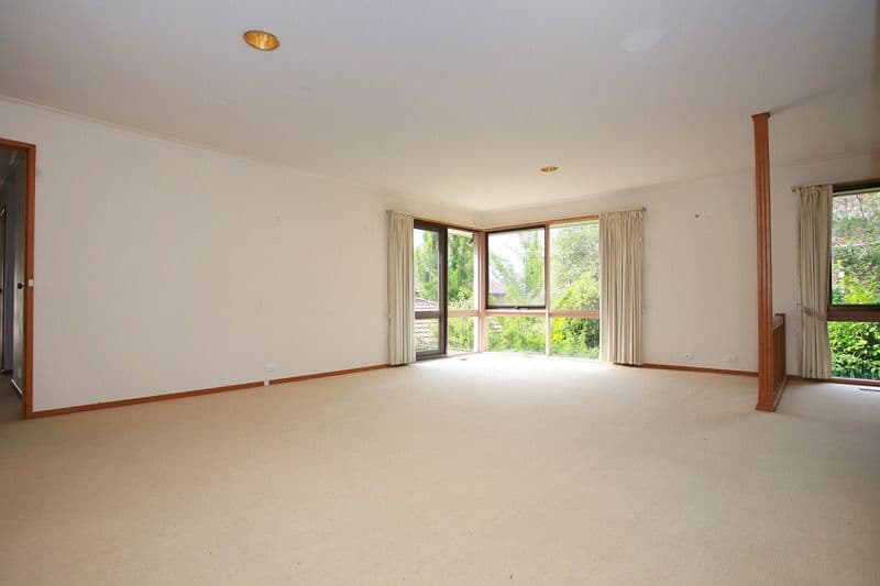 2 Huntingfield Drive, DONCASTER EAST VIC 3109, Doncaster East - Thumbnail 6