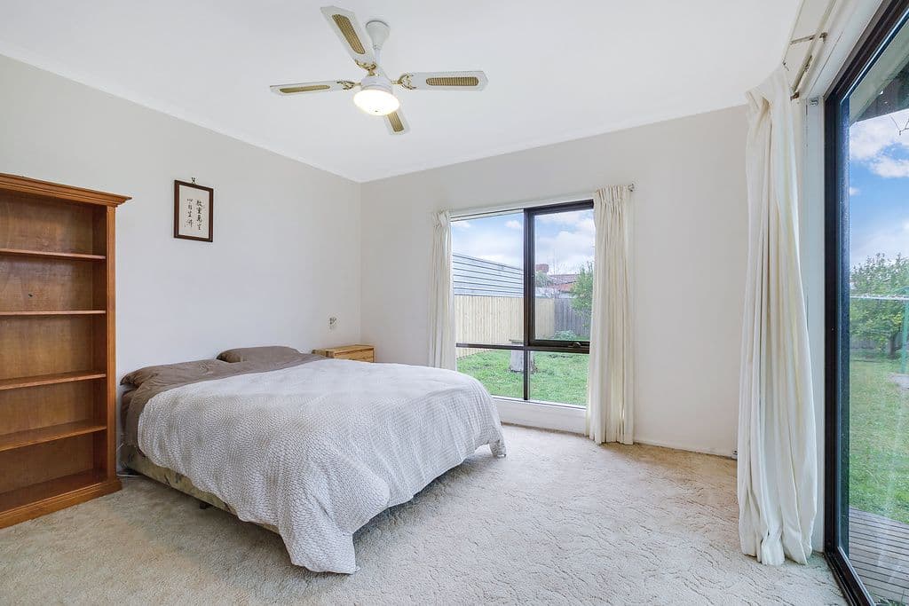 6 Clark Street, Reservoir VIC 3073, Reservoir - Thumbnail 6