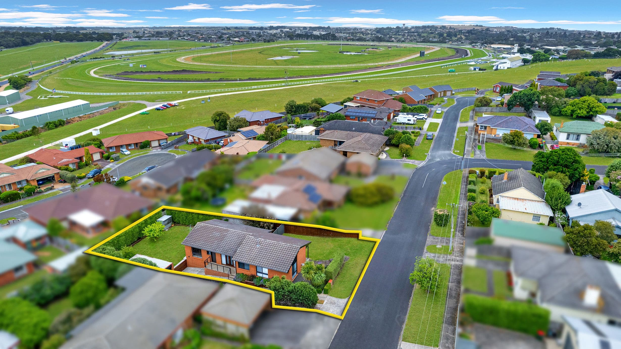 16 Fenton Street, Warrnambool VIC 3280, Warrnambool - Thumbnail 2