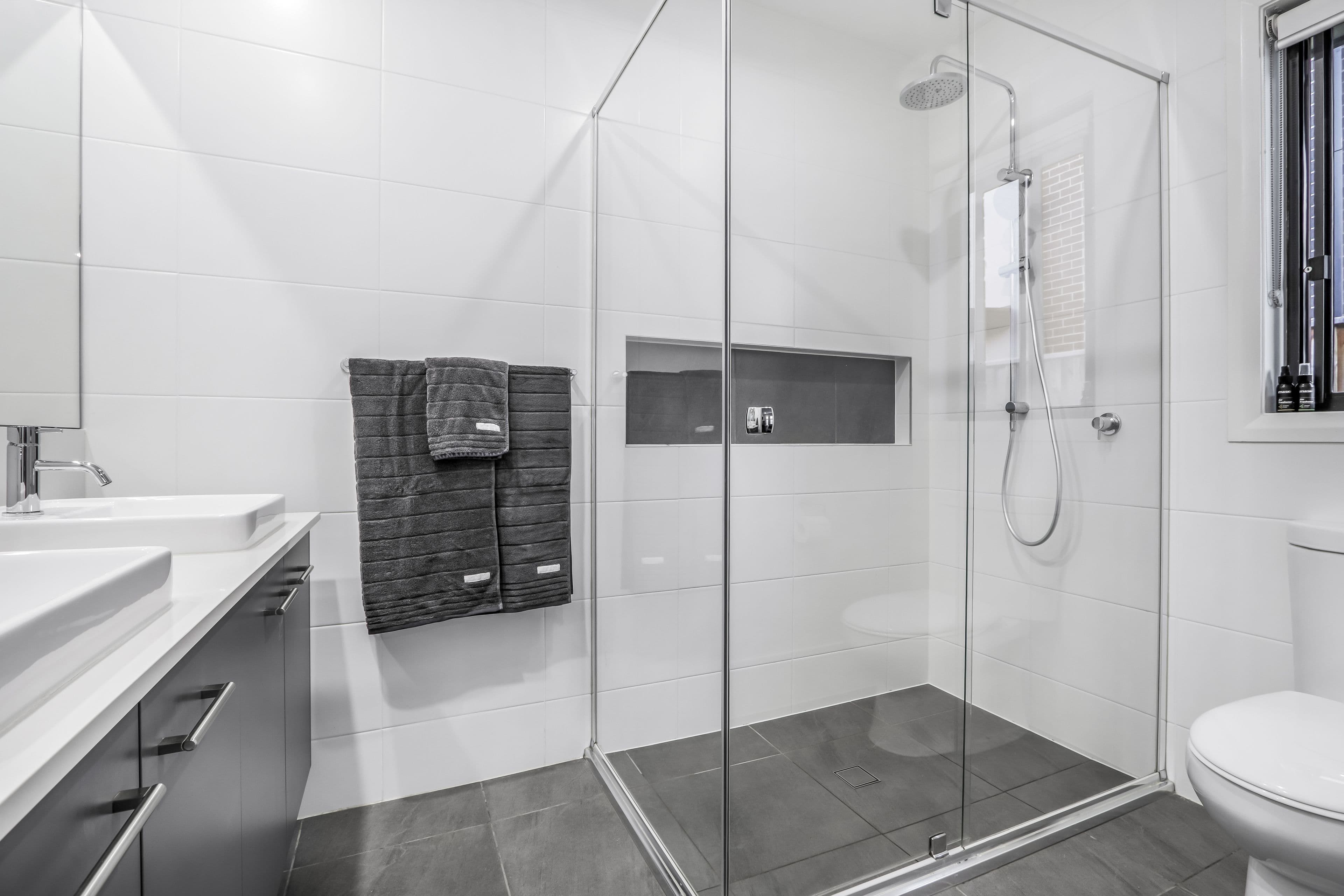 51 Greystanes Way, Carnes Hill NSW 2171, Carnes Hill - Thumbnail 4
