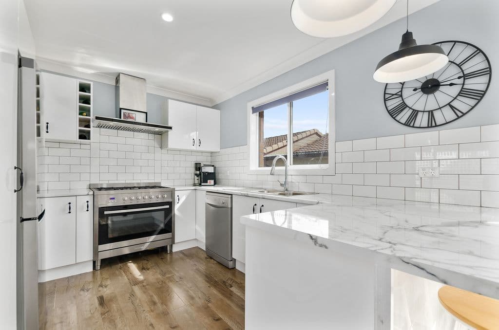8 Ashmore Crescent, Kanahooka - Thumbnail 2
