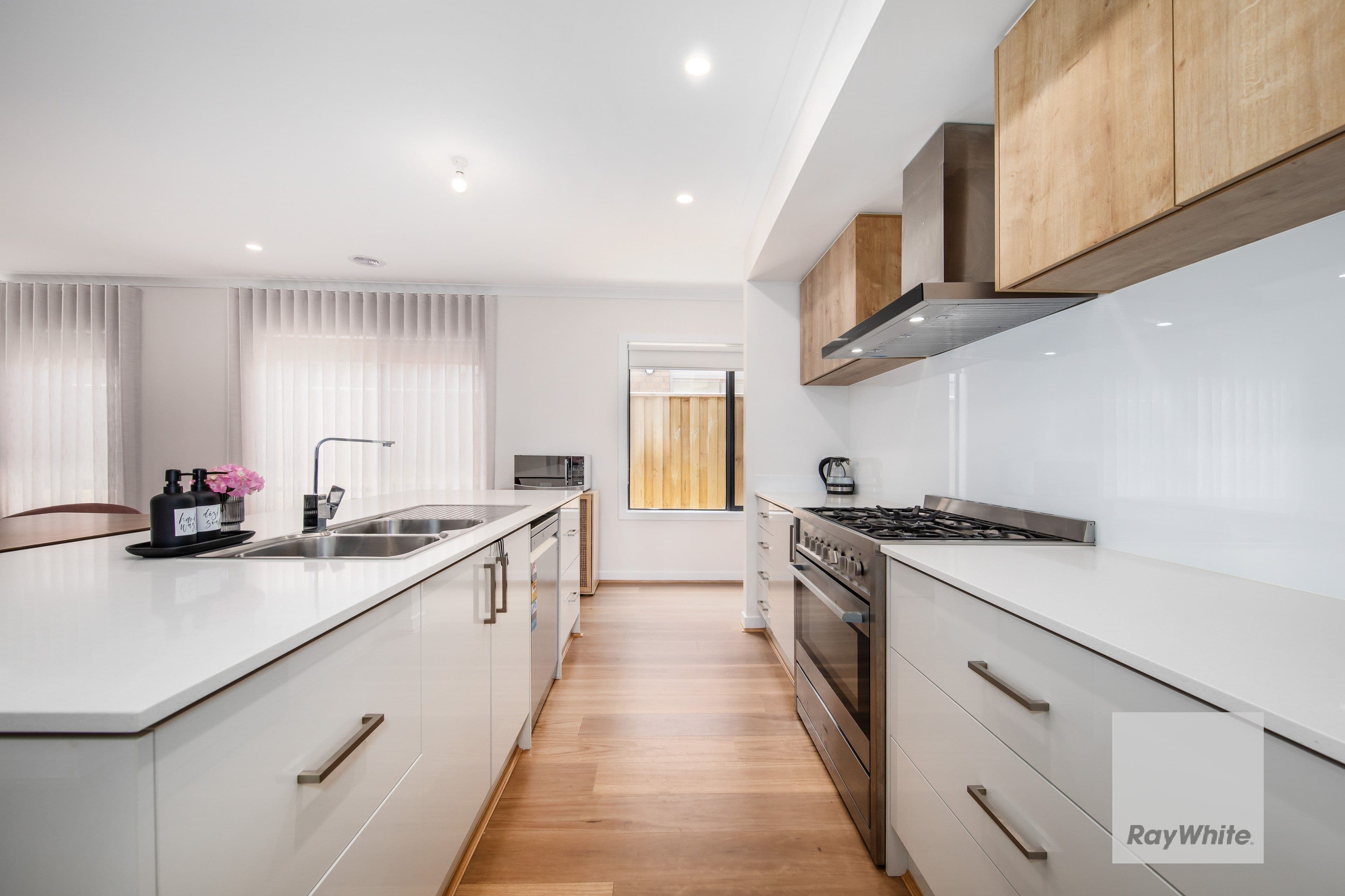 39 Louvre Road, BONNIE BROOK VIC 3335, Bonnie Brook - Thumbnail 2