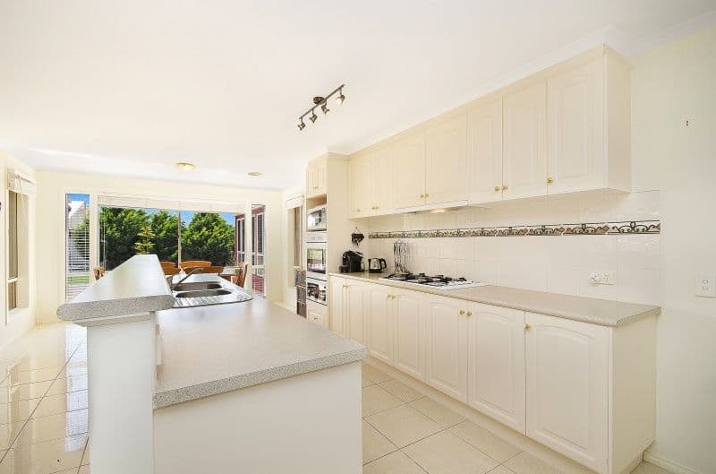31 Connors Crescent, BANNOCKBURN VIC 3331, Bannockburn - Thumbnail 3