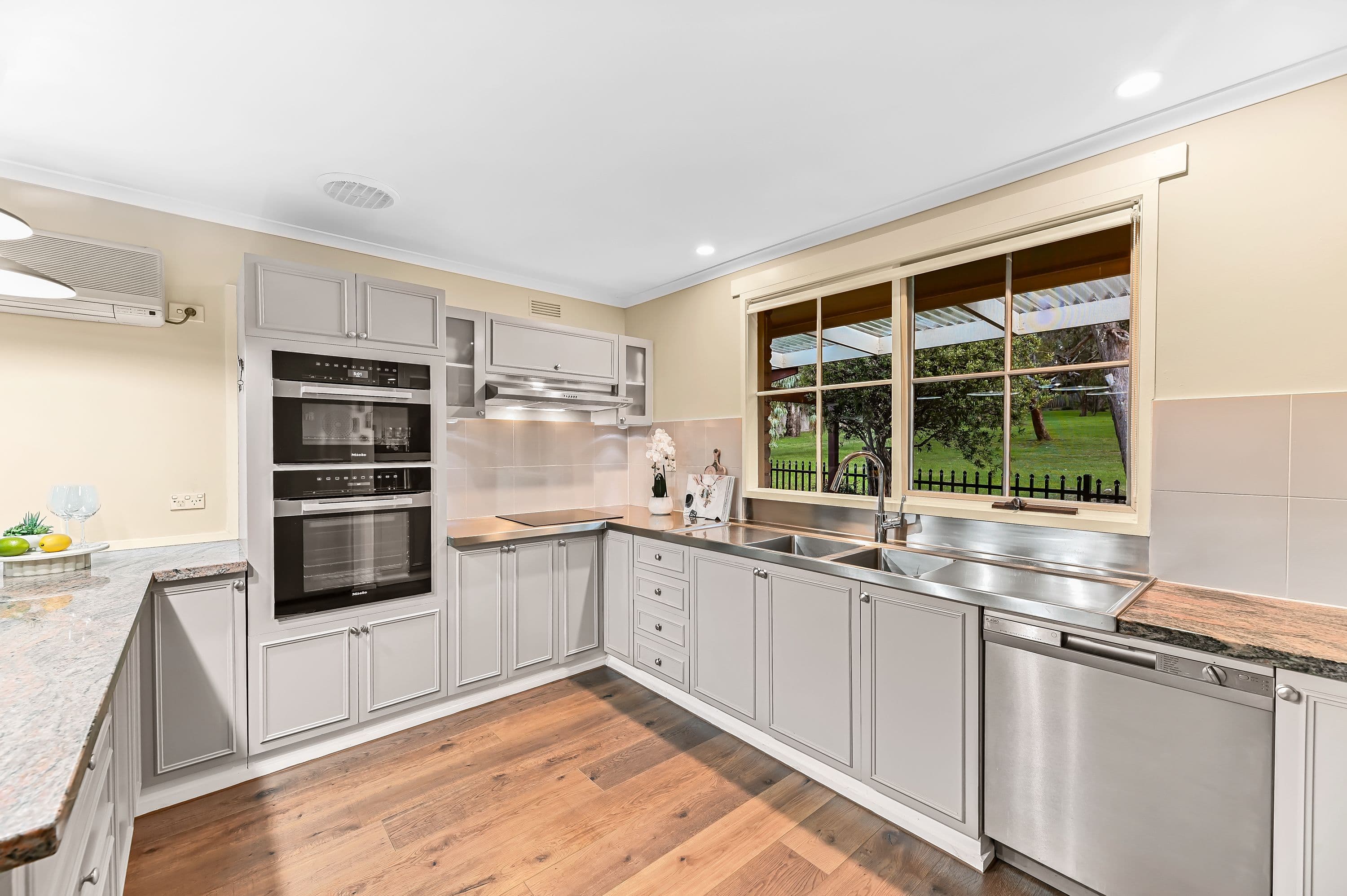 4 Buxton Court, Wheelers Hill VIC 3150, Wheelers Hill - Thumbnail 4