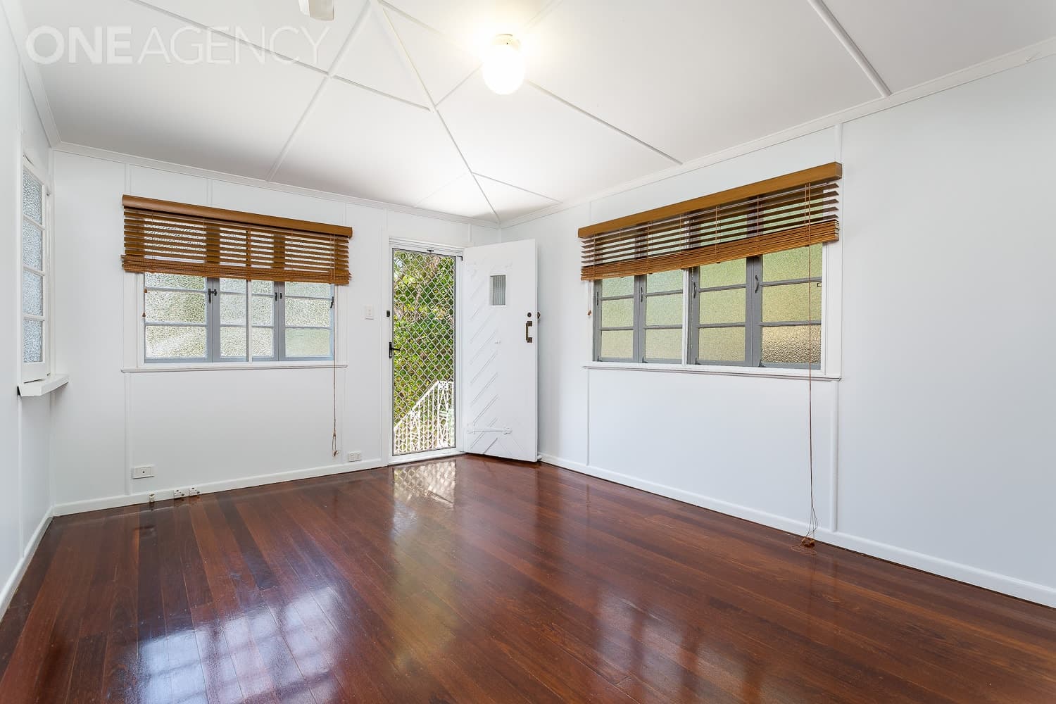 23 James Street, Scarborough, Scarborough - Thumbnail 4