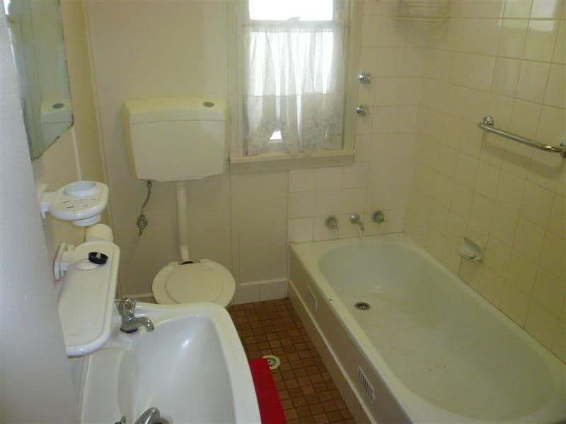 9  Alcheringa Street, DUBBO NSW 2830, Dubbo - Thumbnail 5