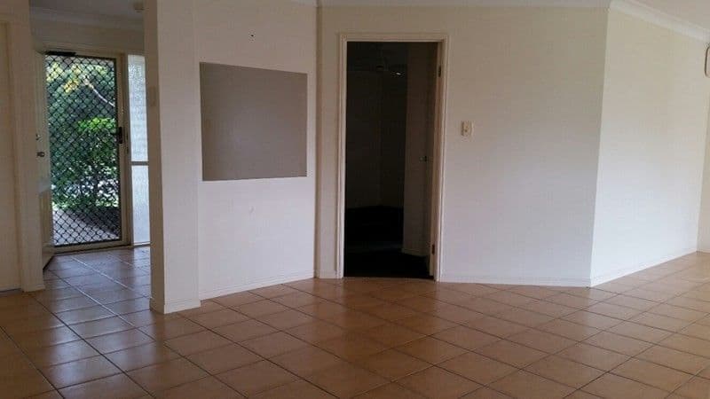 12 Gumnut Grove, Redbank Plains QLD 4301, Redbank Plains - Thumbnail 3