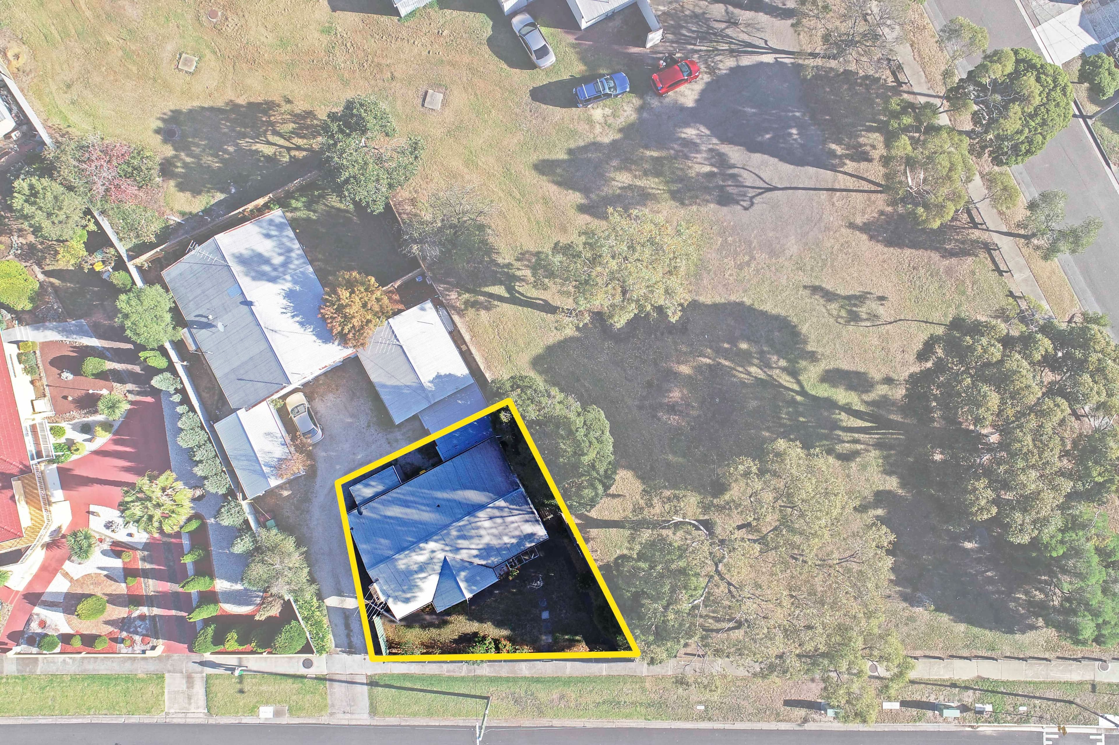 20 Belle Vue Avenue, Highton VIC 3216, Highton - Image 1