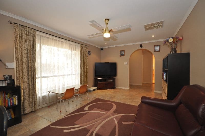 15 Matthew Court, PARALOWIE SA 5108, Paralowie - Thumbnail 3