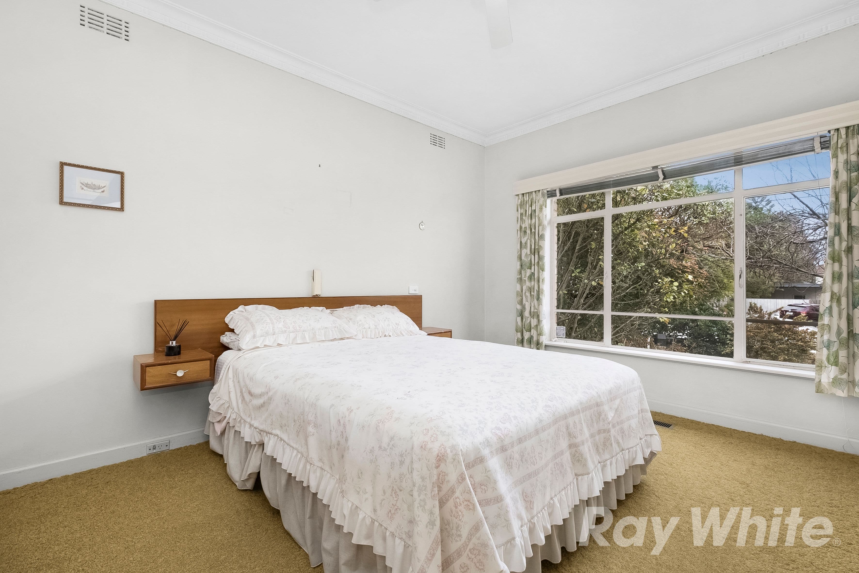 5 Charlton Street, Mount Waverley VIC 3149, Mount Waverley - Thumbnail 3