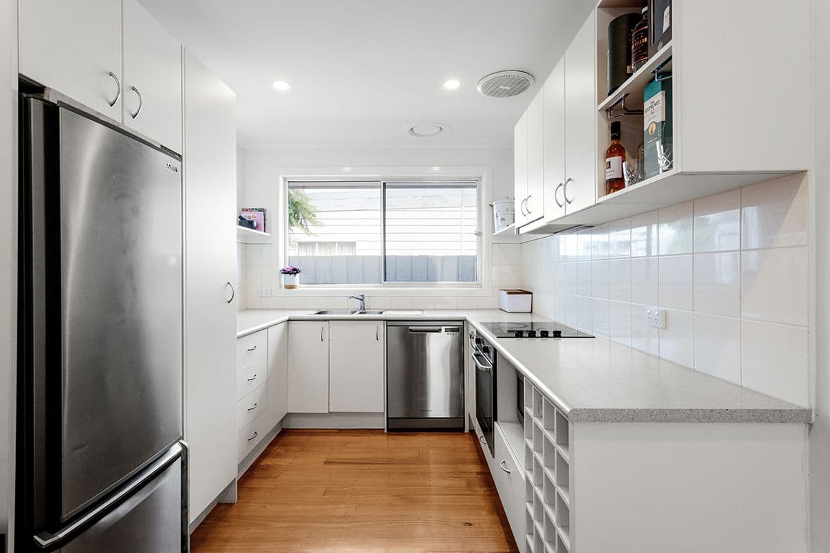8-10 Michael Street, Beaumaris VIC 3193, Beaumaris - Thumbnail 3