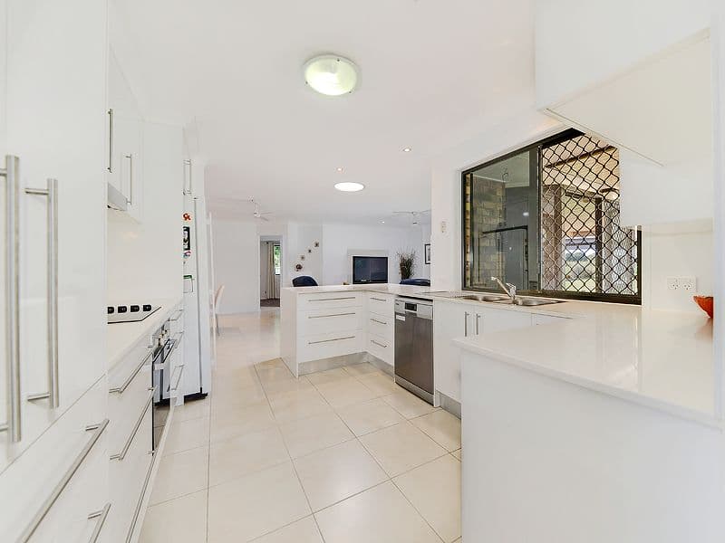 84 Outlook Drive, Glass House Mountains QLD 4518, Glass House Mountains - Thumbnail 3