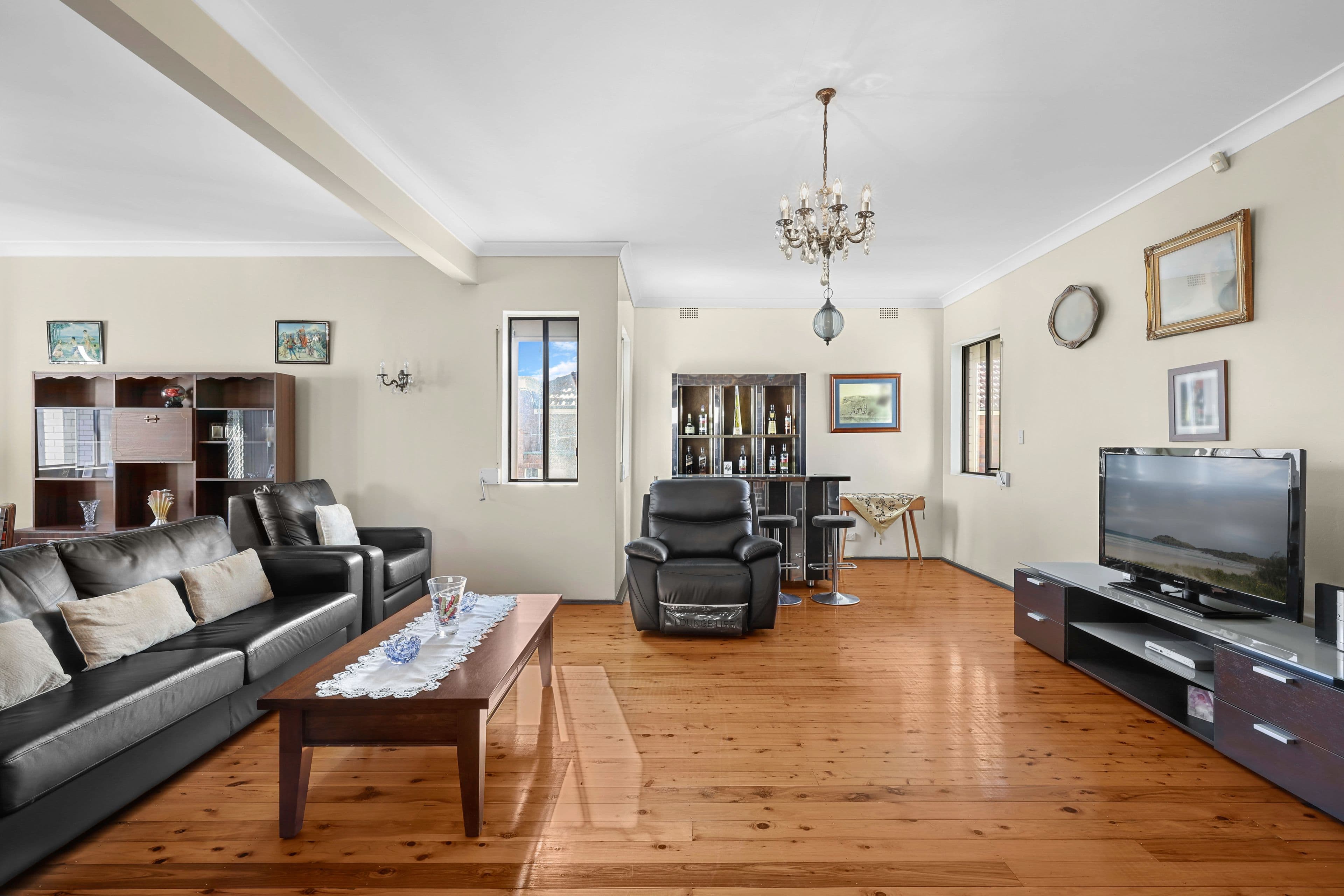 11 Collingwood Avenue, Earlwood NSW 2206, Earlwood - Thumbnail 4