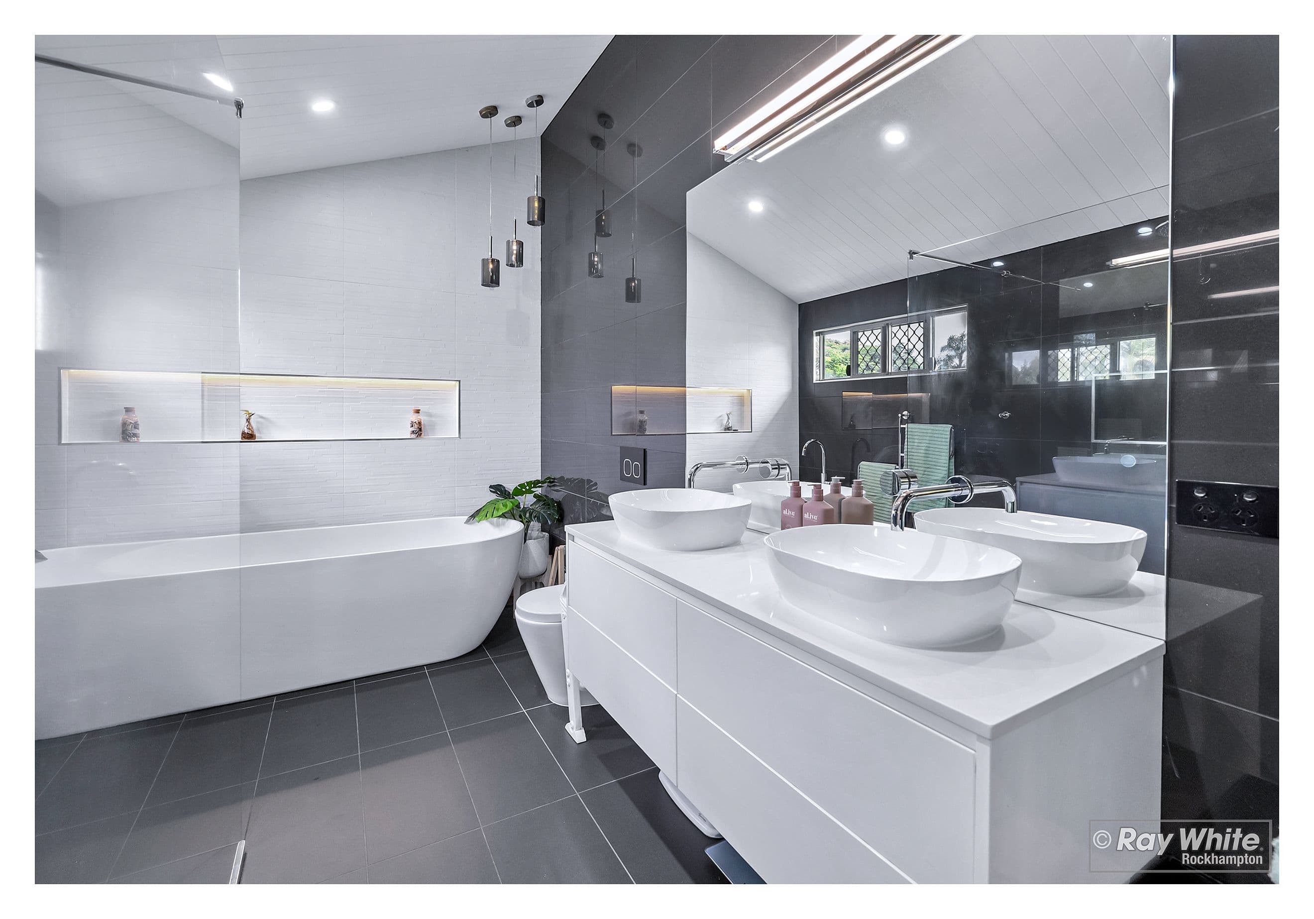 31 Palmer Street, Allenstown QLD 4700, Allenstown - Thumbnail 7