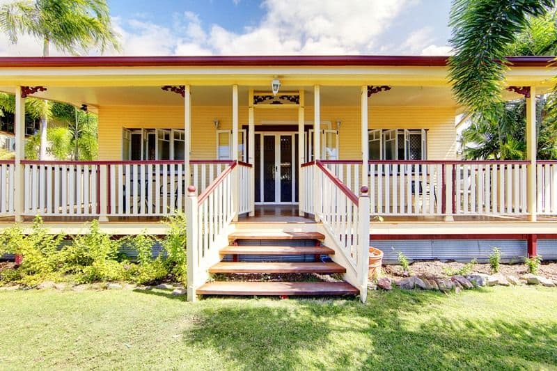 10 Shaw Street, WEST END QLD 4810, West End - Image 1