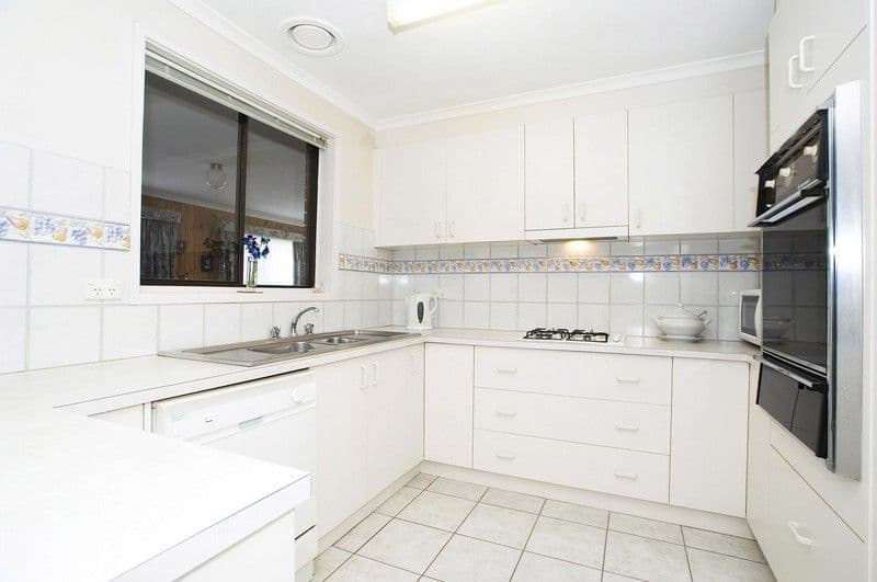 18 Birkenhead Avenue, WANTIRNA VIC 3152, Wantirna - Thumbnail 7