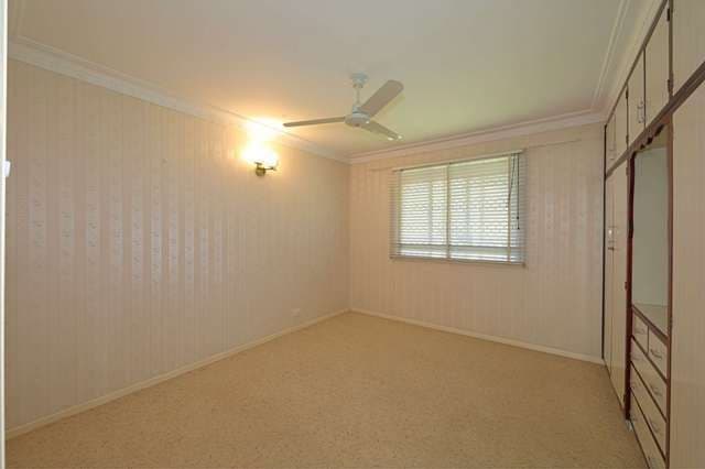 18 Boston Street, WALKERVALE QLD 4670, Walkervale - Thumbnail 4