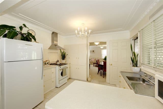 89  Roslyn Avenue, CHARLESTOWN NSW 2290, Charlestown - Thumbnail 3
