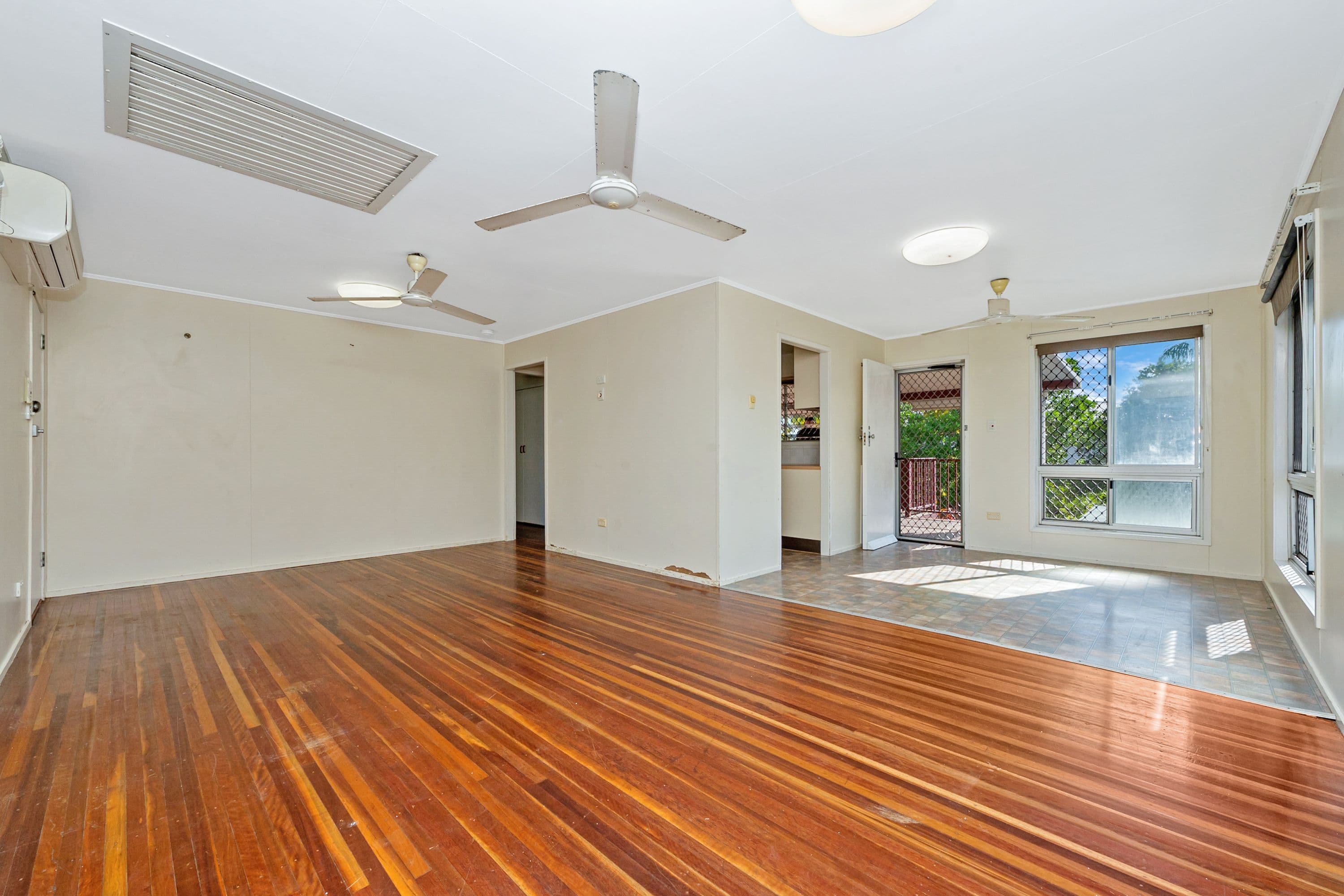 16 Hutchins Street, Heatley QLD 4814, Heatley - Thumbnail 2