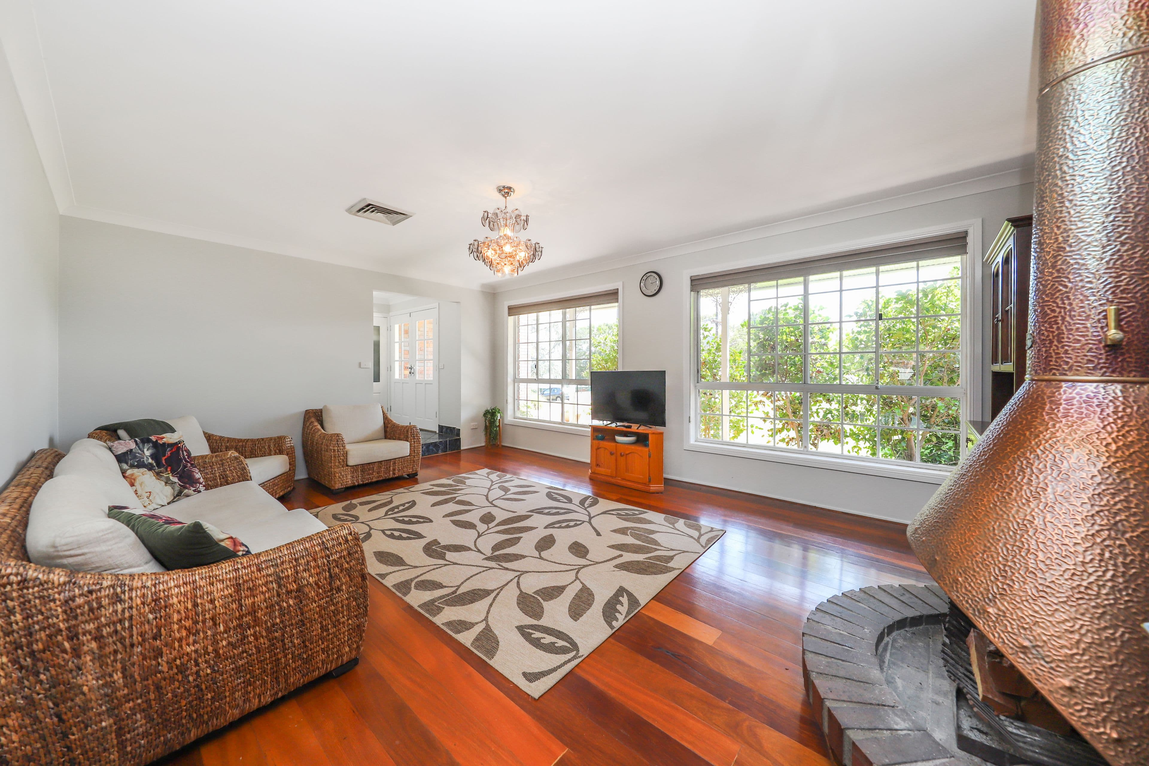 223 Capper Street, Tumut NSW 2720, Tumut - Thumbnail 2