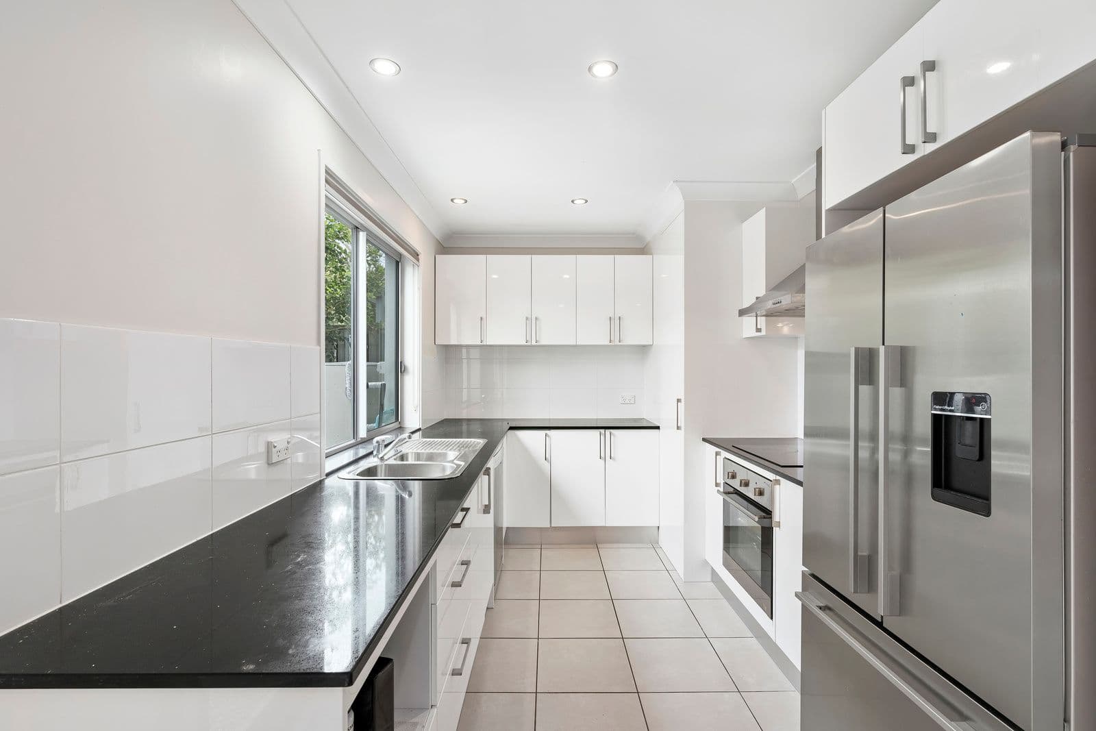 177 Central Street, Labrador QLD 4215, Labrador - Thumbnail 3