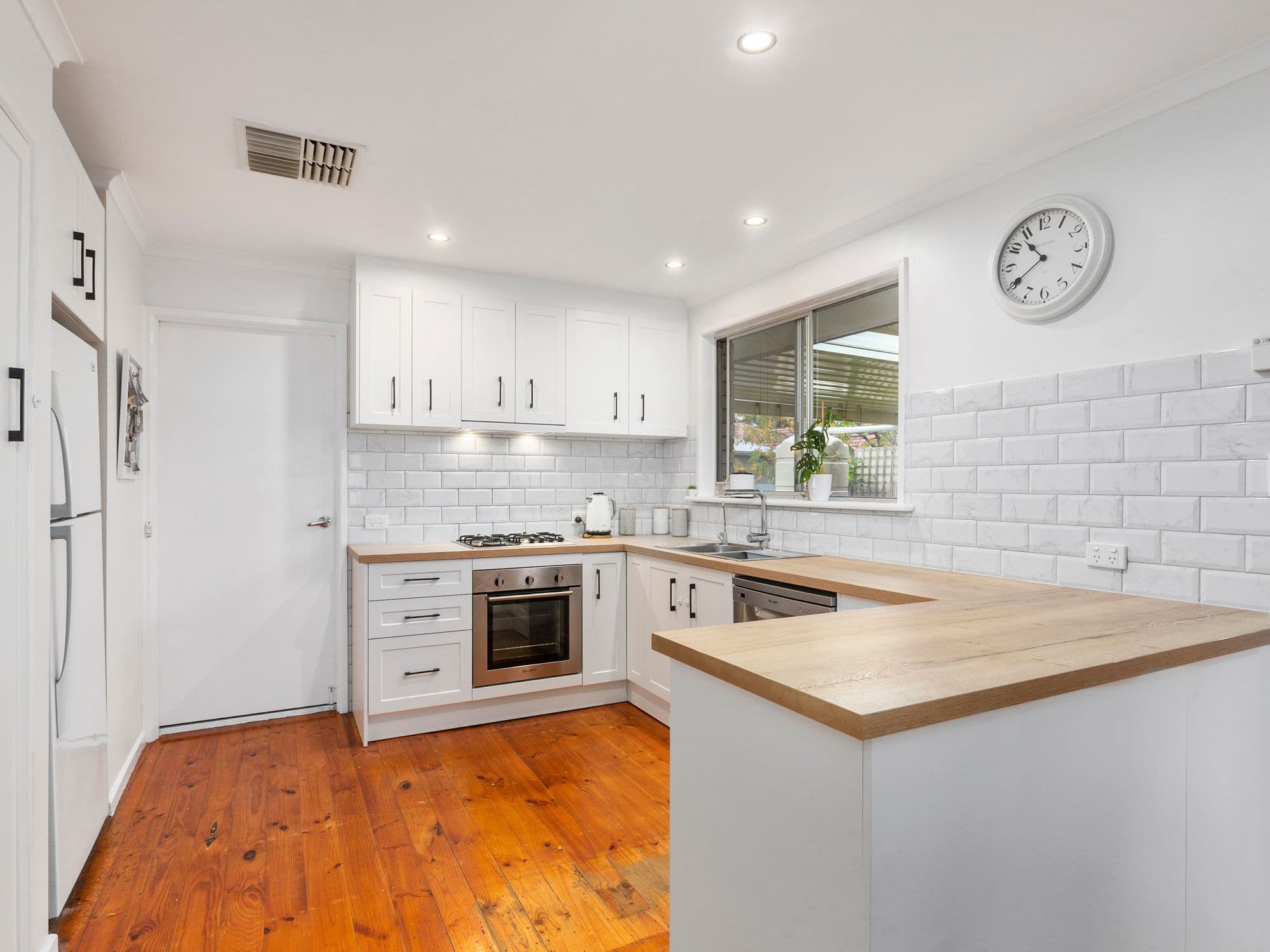 4 Powers Avenue, Morphett Vale SA 5162, Morphett Vale - Thumbnail 8