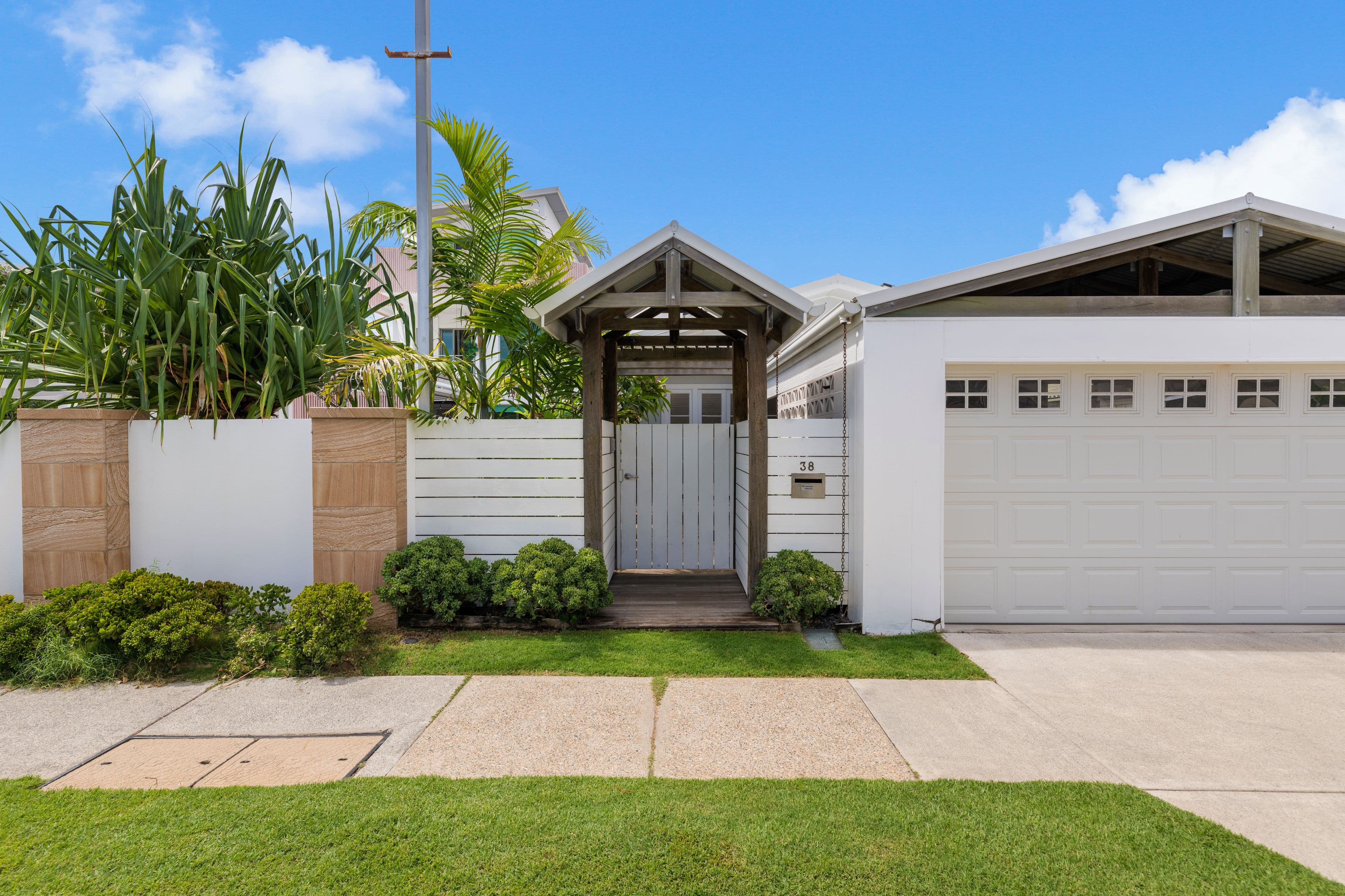 38 Venice Street, Mermaid Beach QLD 4218, Mermaid Beach - Image 1