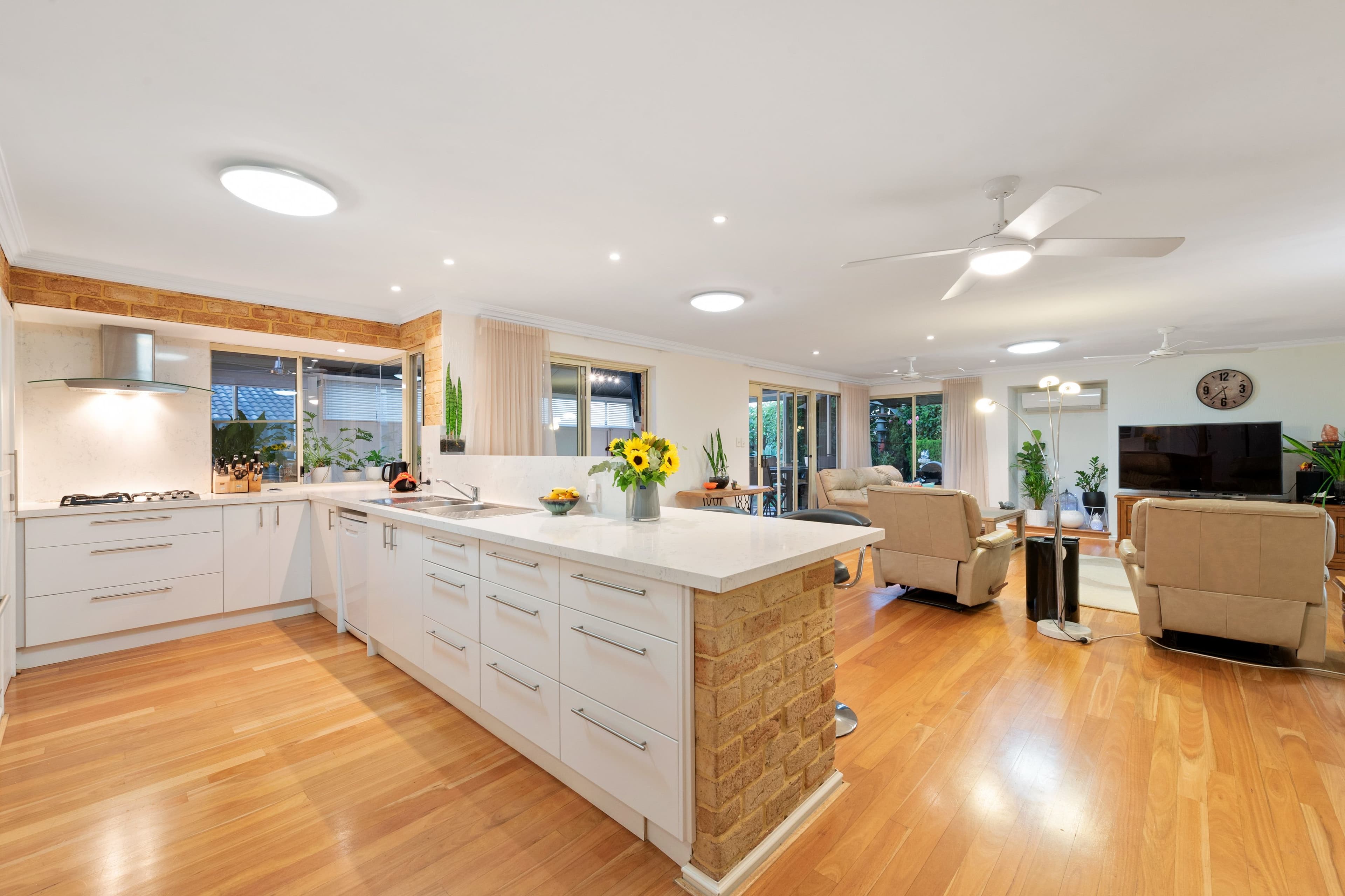 11 Korel Place, Sorrento WA 6020, Sorrento - Image 1