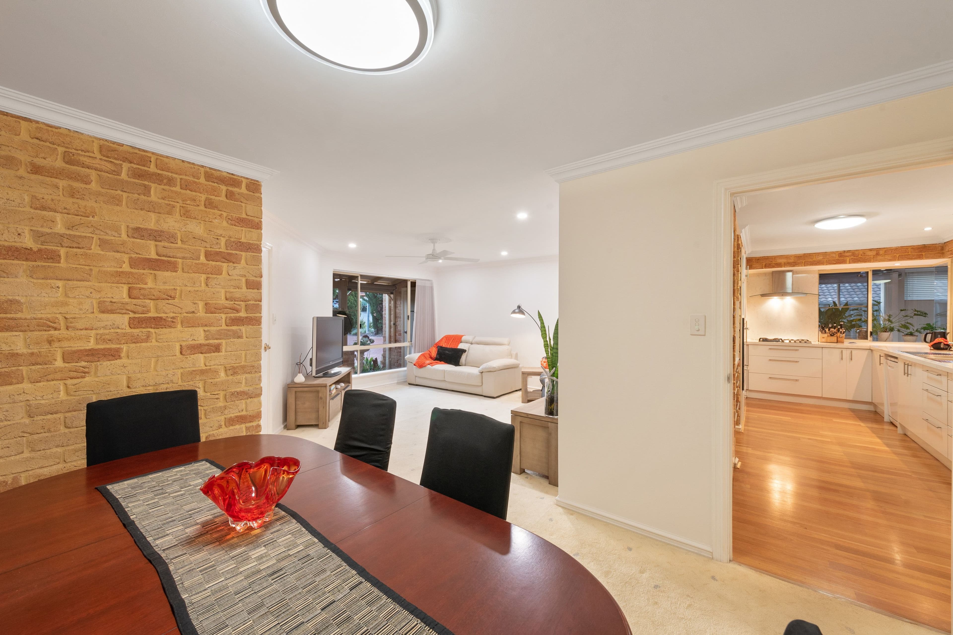 11 Korel Place, Sorrento WA 6020, Sorrento - Thumbnail 6
