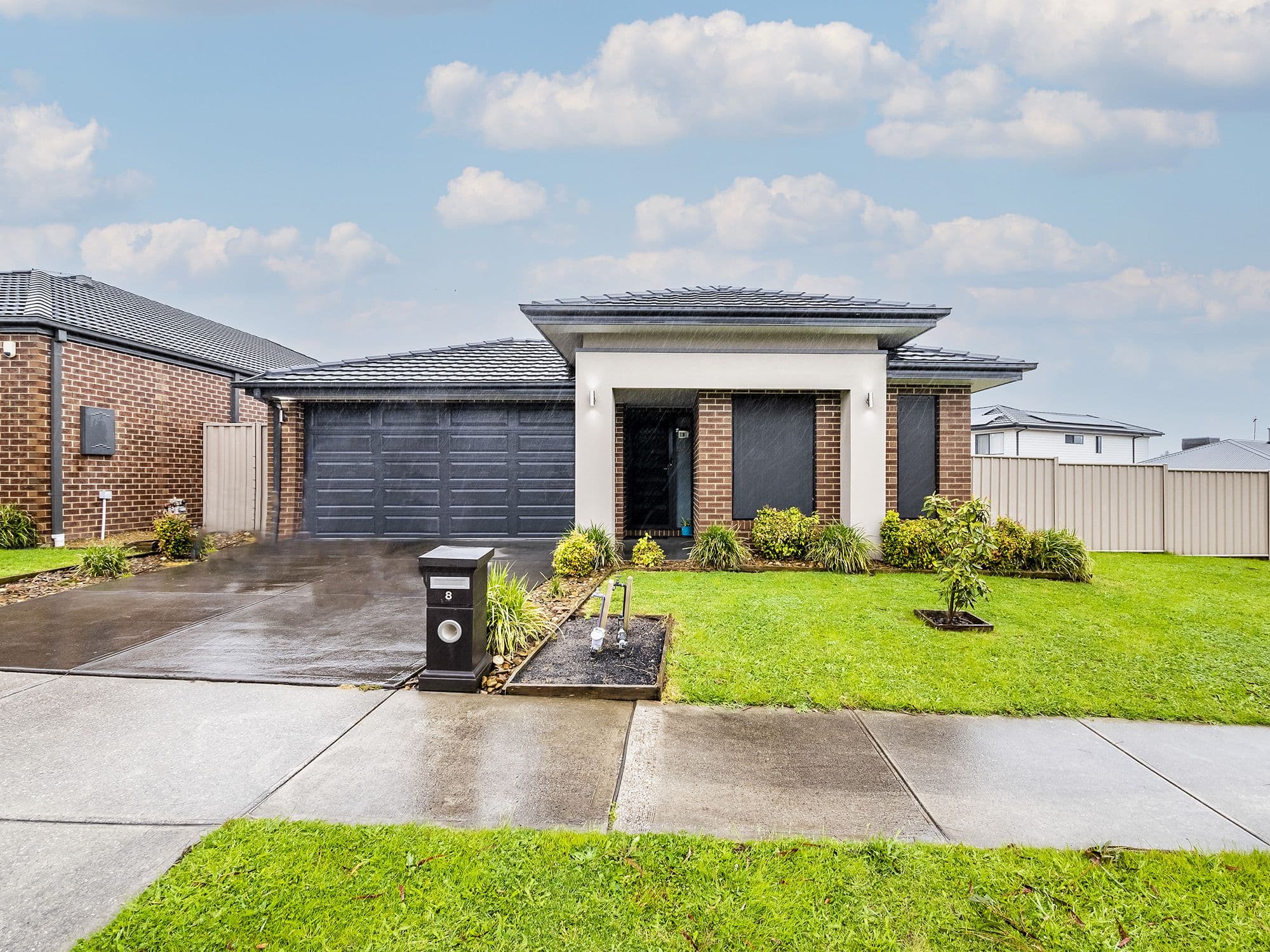 8 Davidson Street, Pakenham VIC 3810, Pakenham - Thumbnail 2