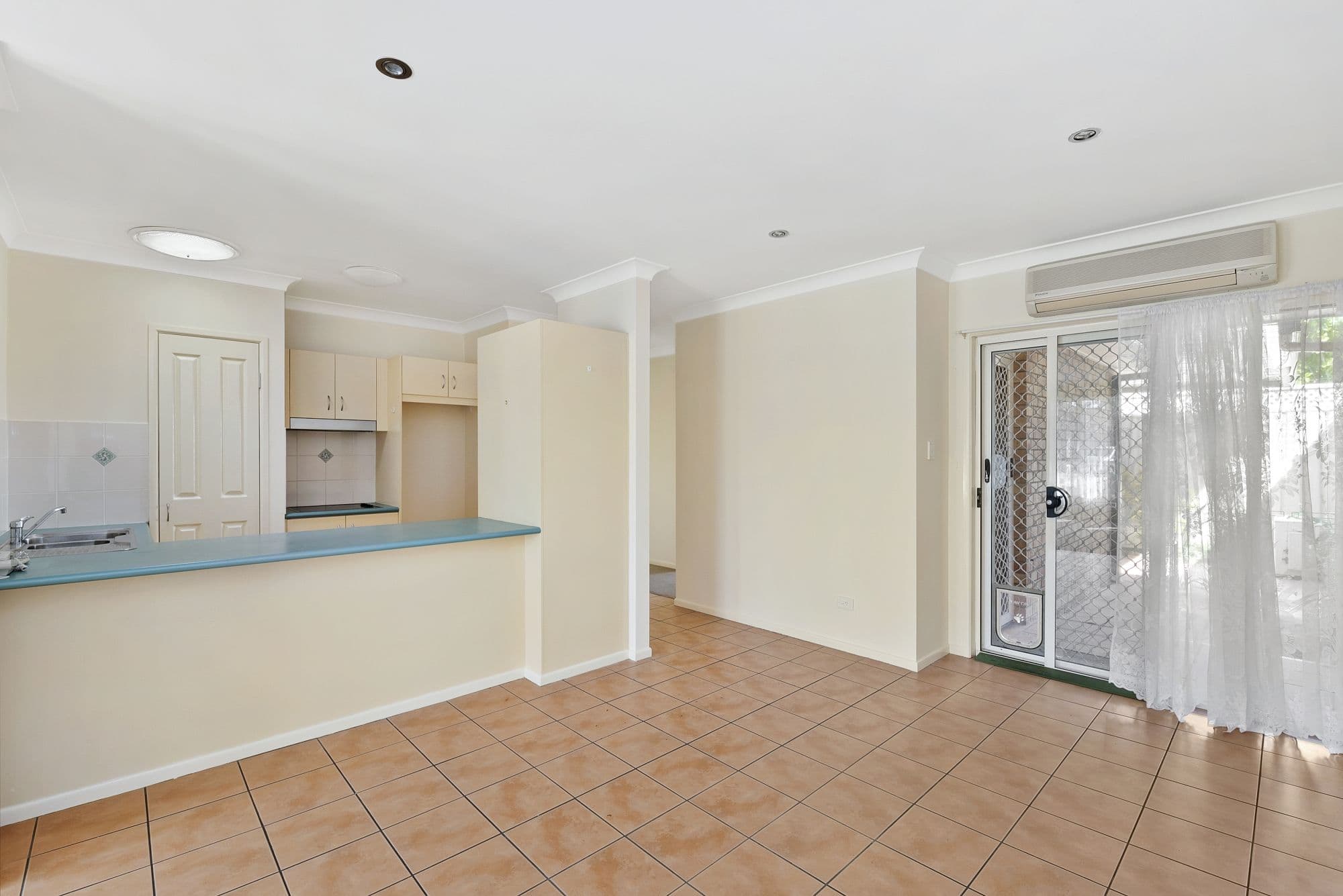 11 Stamp Street, Deception Bay QLD 4508, Deception Bay - Thumbnail 2