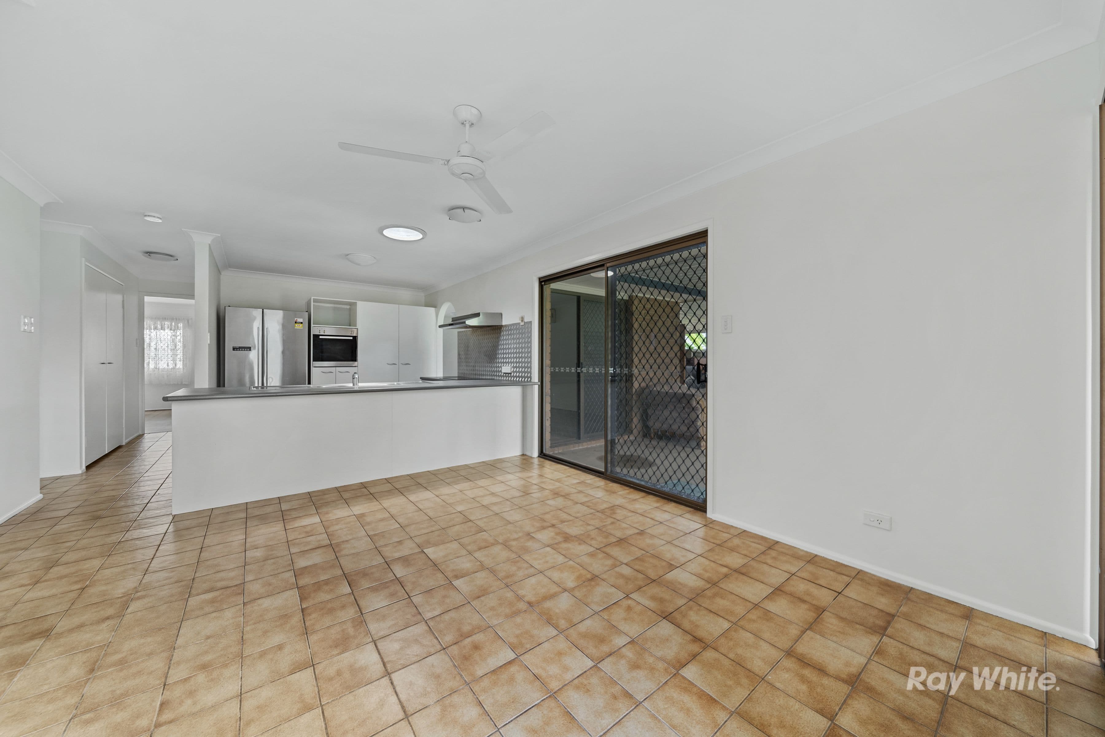 14 Mayfair Drive, Browns Plains QLD 4118, Browns Plains - Thumbnail 6