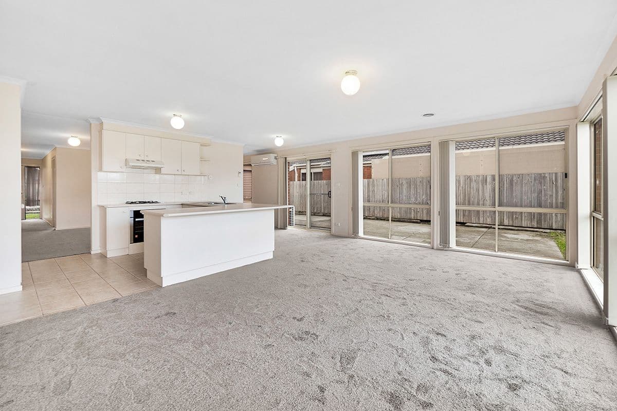 27 Shaftsbury Avenue, Berwick VIC 3806, Berwick - Thumbnail 8