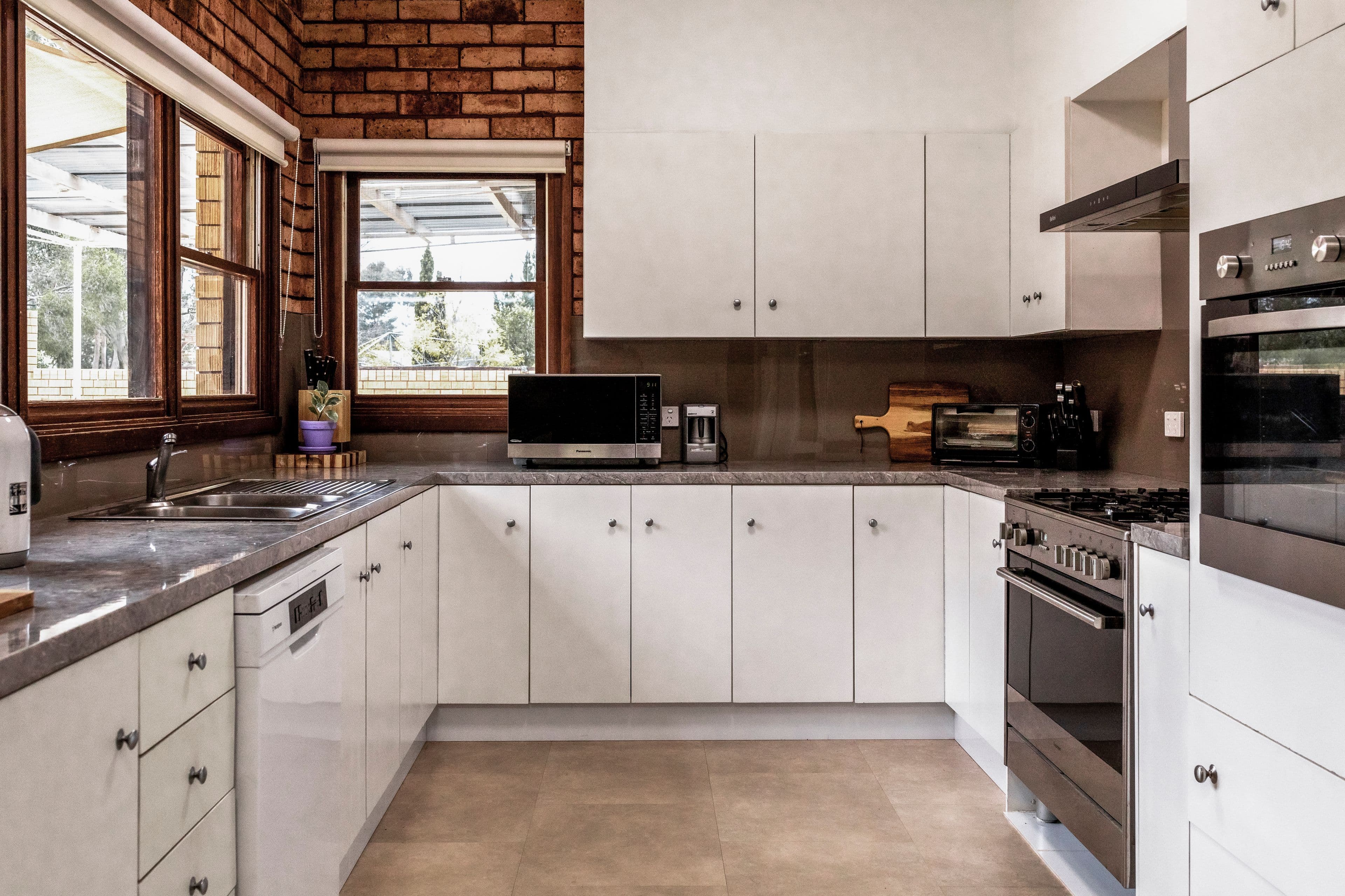 2 Austin Place, Coolamon NSW 2701, Coolamon - Thumbnail 3