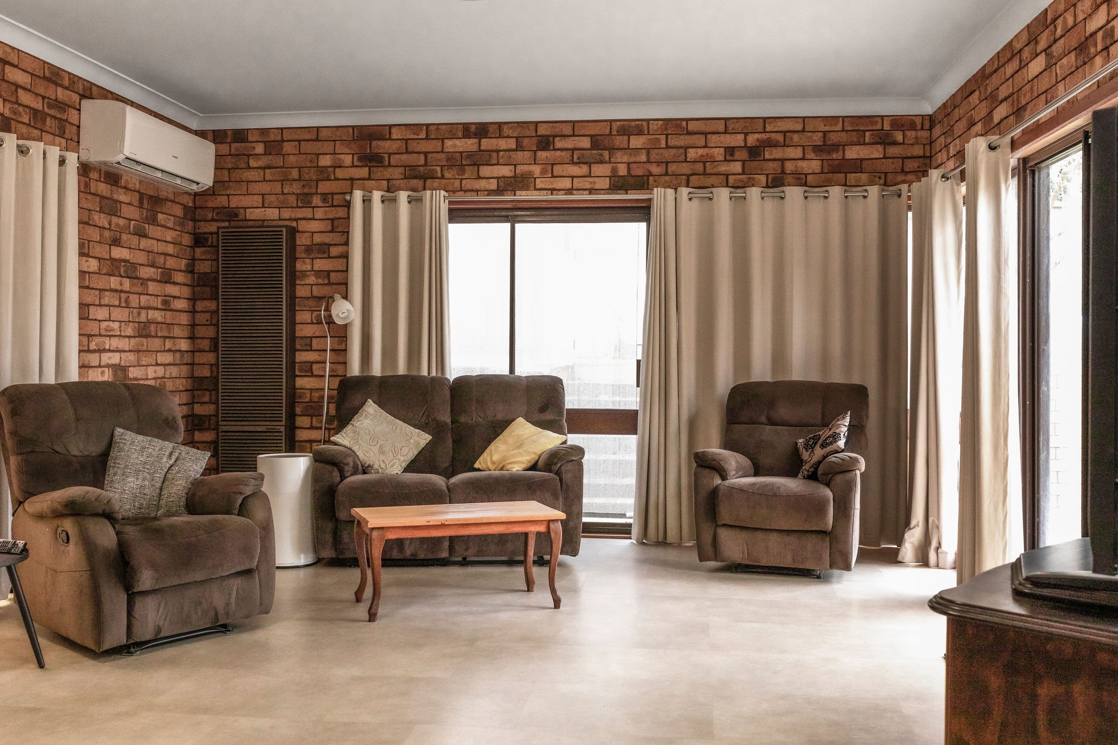 2 Austin Place, Coolamon NSW 2701, Coolamon - Thumbnail 4