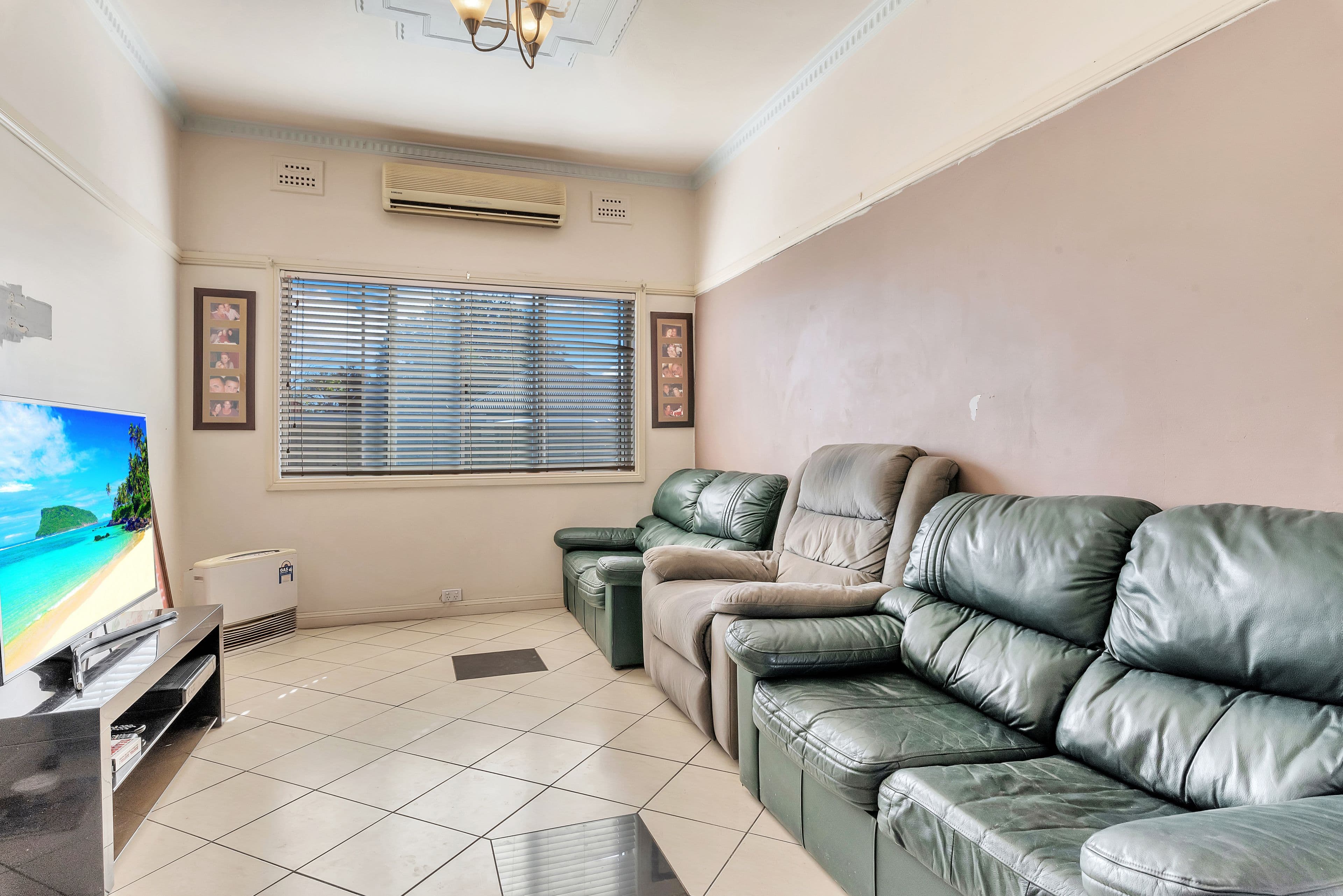 7 Denmark Road, Riverstone - Thumbnail 3