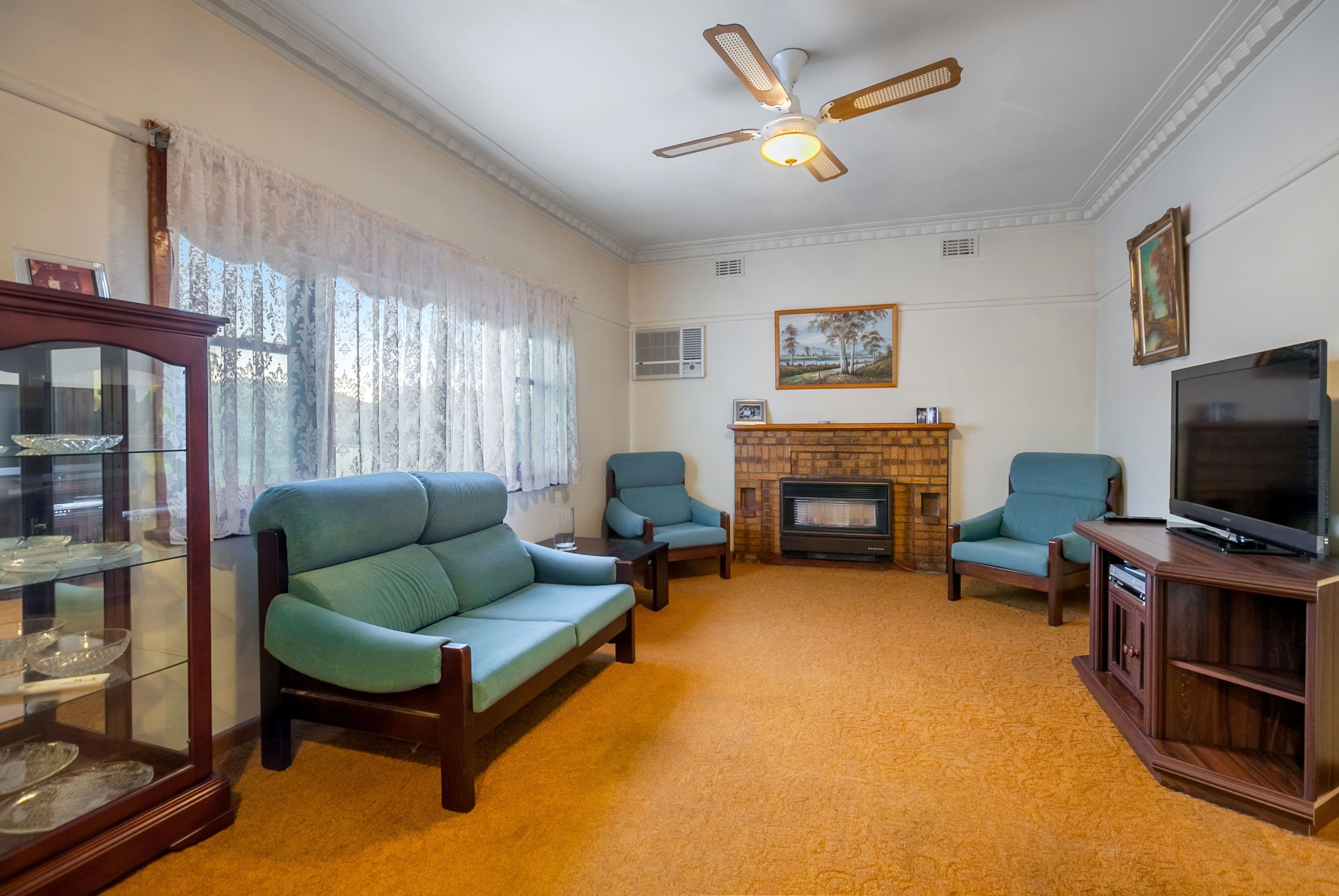 41 Allenby Avenue, Reservoir VIC 3073, Reservoir - Thumbnail 3