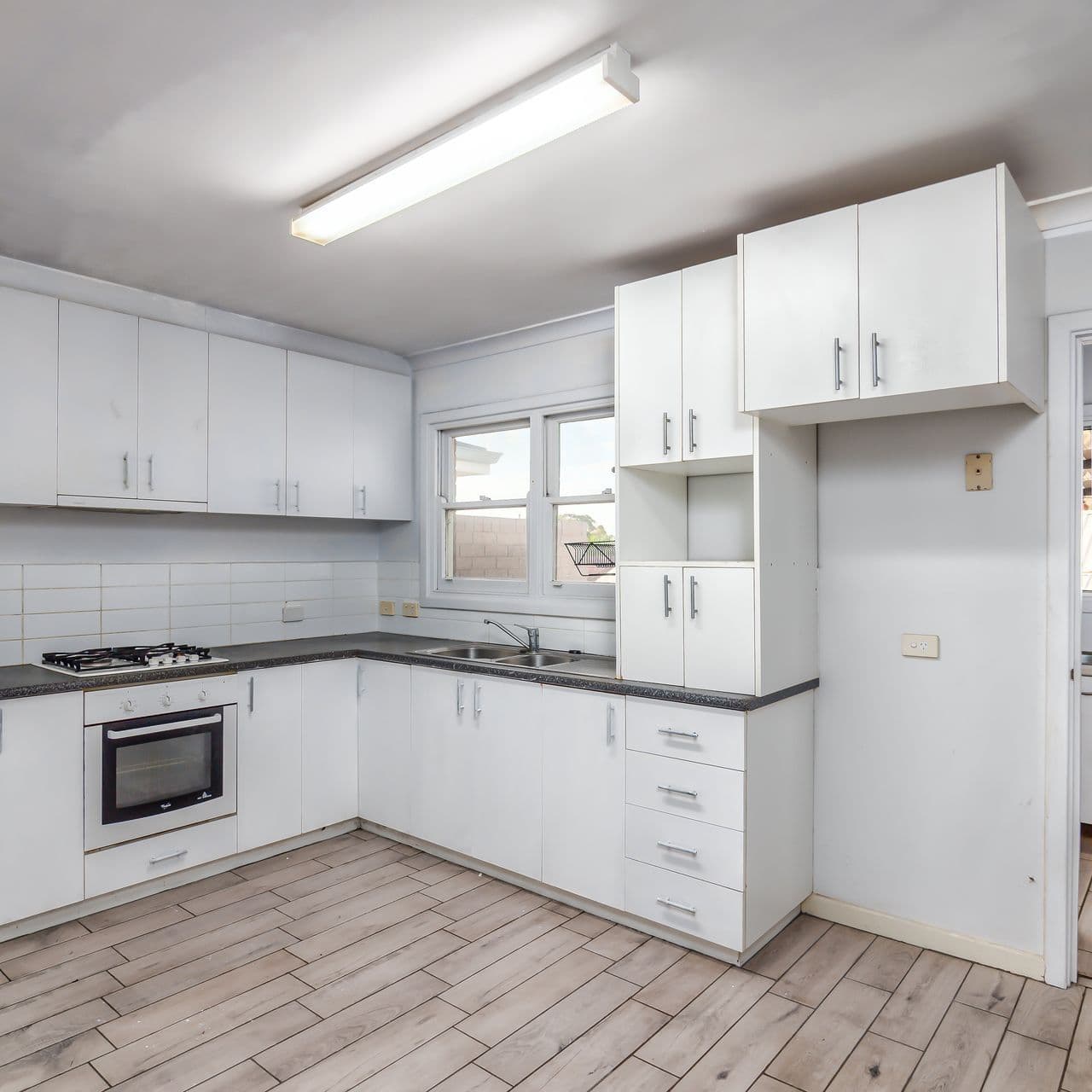 32B Curtis Way, Girrawheen WA 6064, Girrawheen - Thumbnail 3