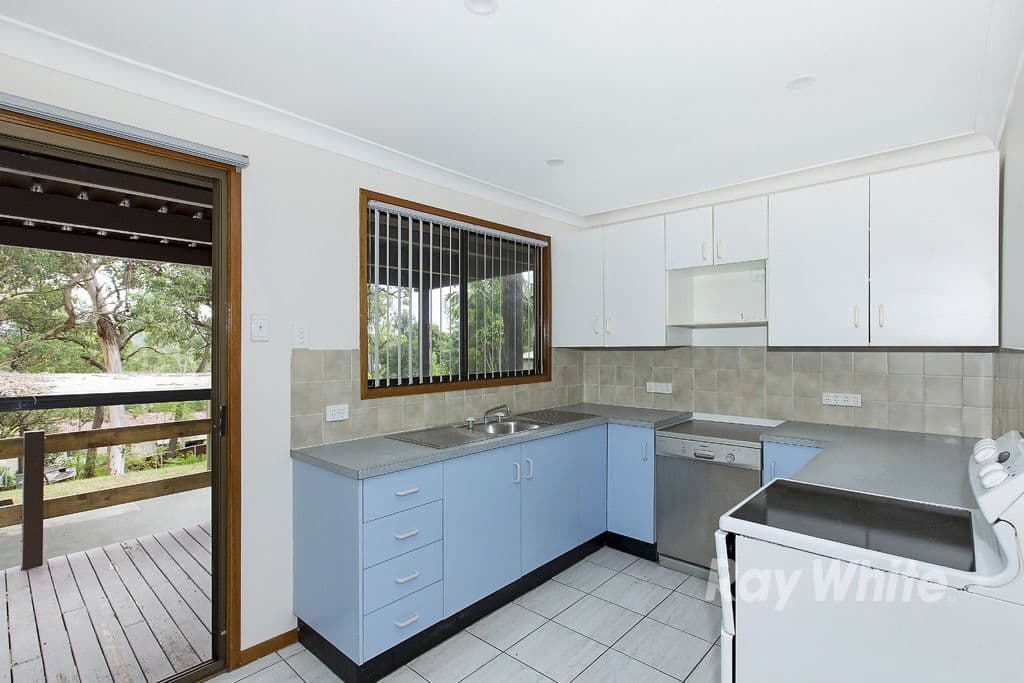 7 Windward Close, Woodrising - Thumbnail 2